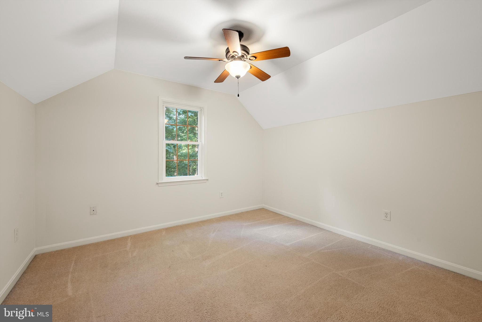 SHEN SHORES - Residential Lease