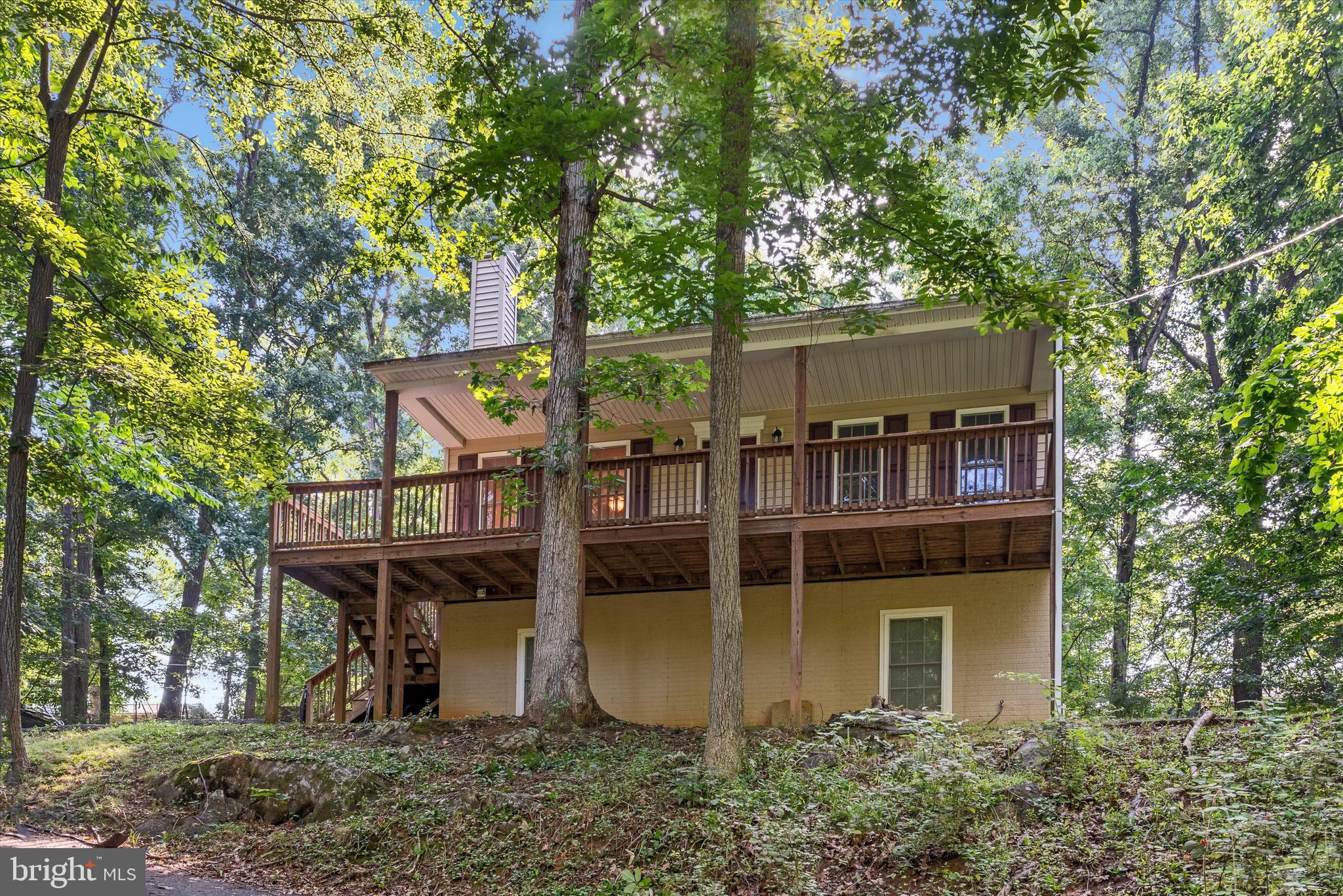 SHEN SHORES - Residential Lease