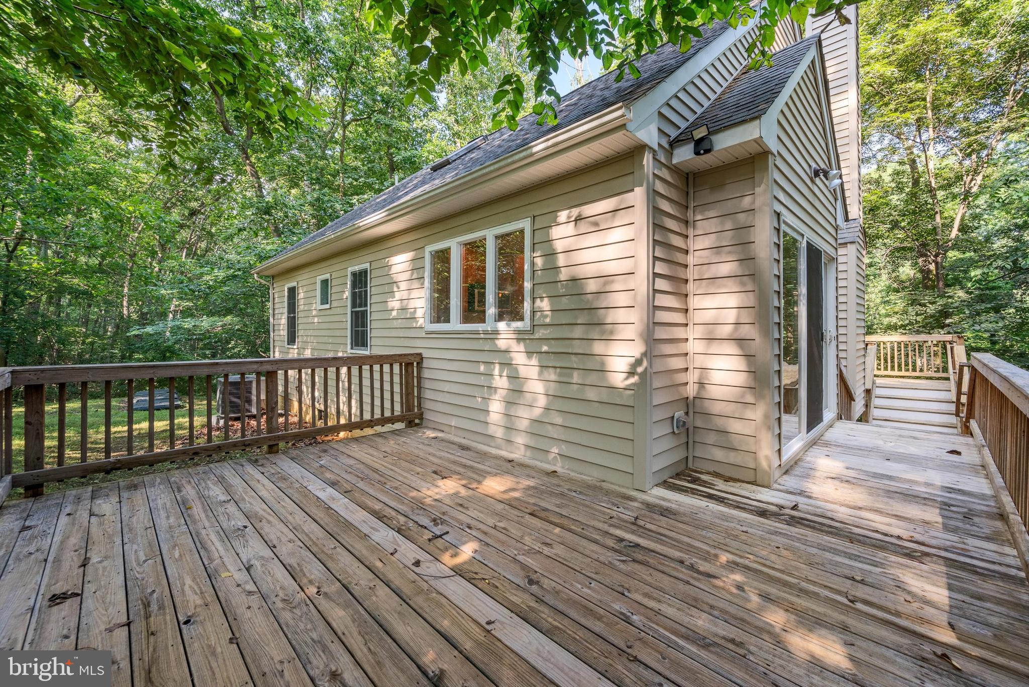 SHEN SHORES - Residential Lease