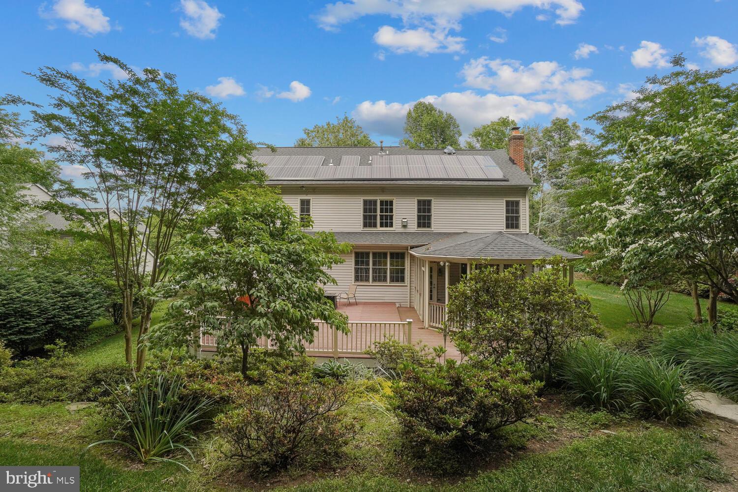 WINDSOR KNOLLS - Residential