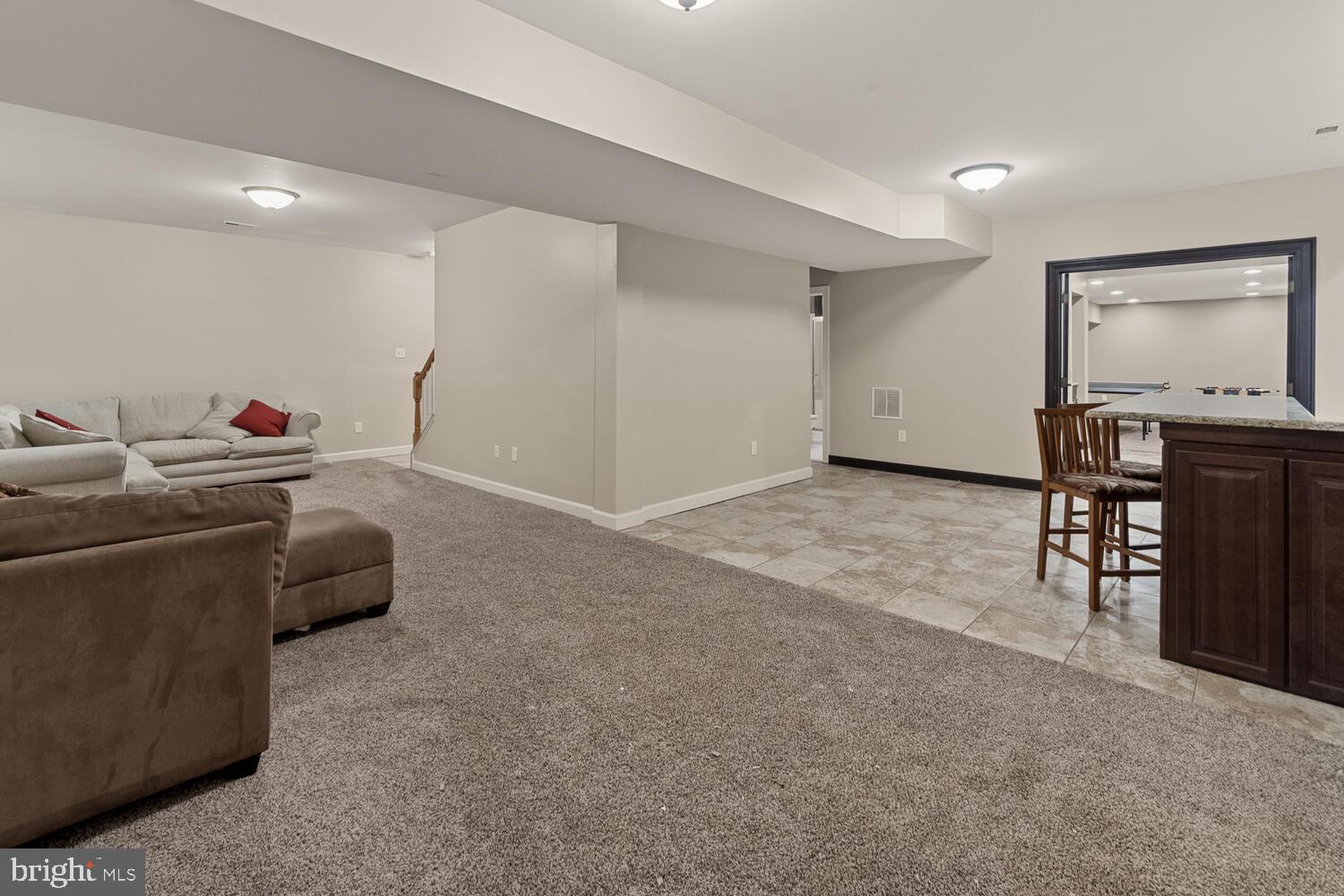 WINDSOR KNOLLS - Residential