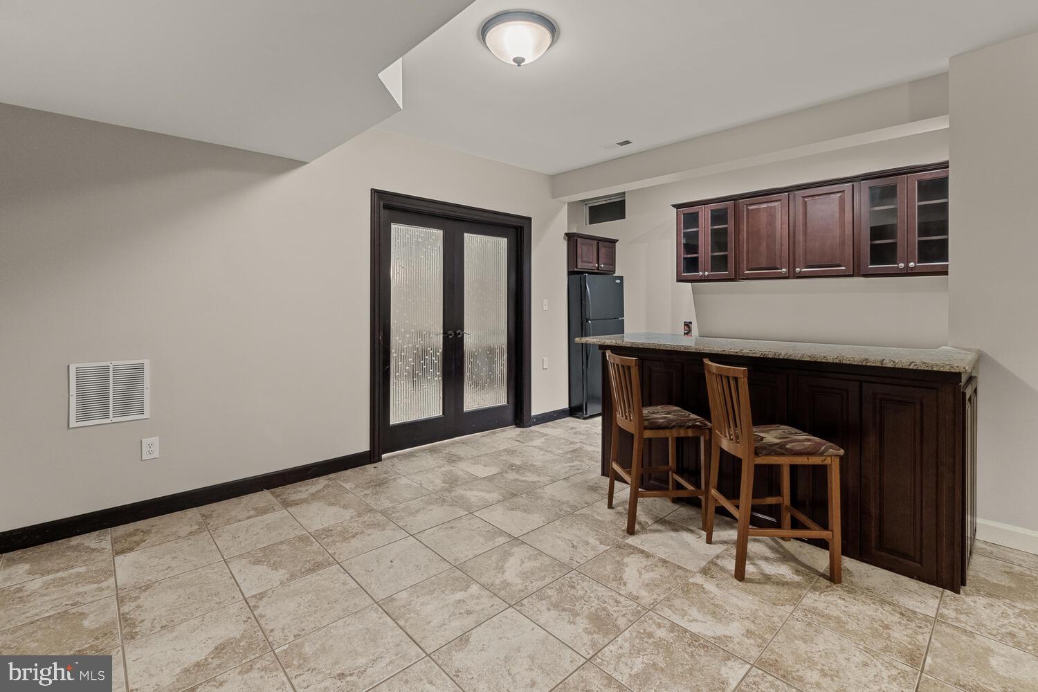 WINDSOR KNOLLS - Residential