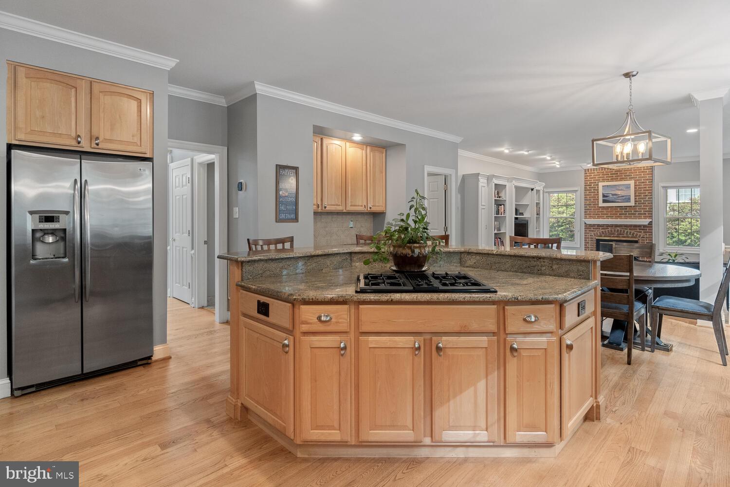 WINDSOR KNOLLS - Residential