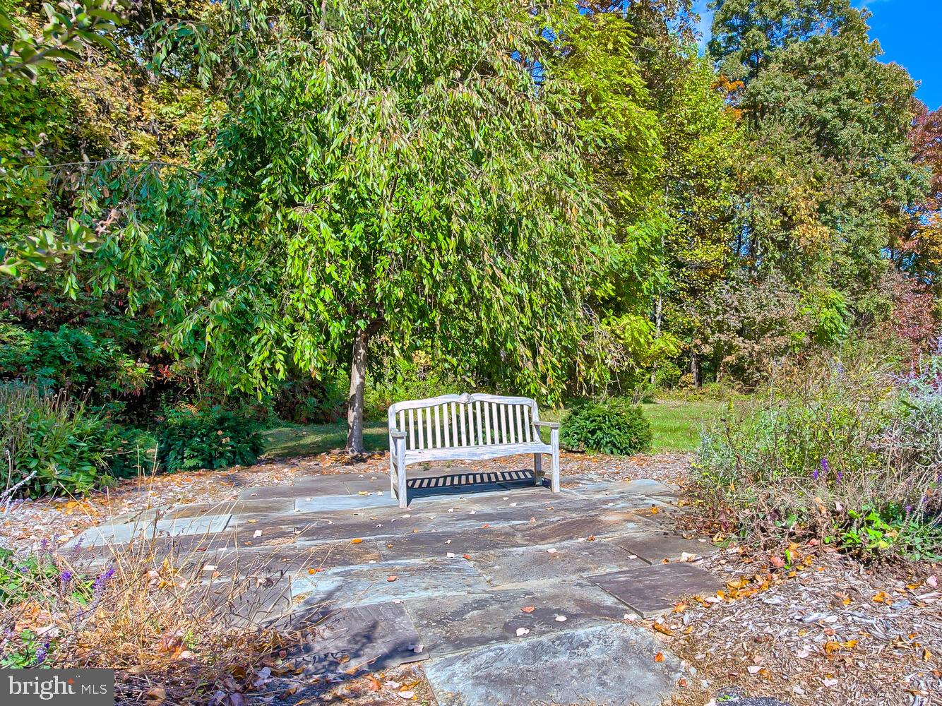 WINDSOR KNOLLS - Residential