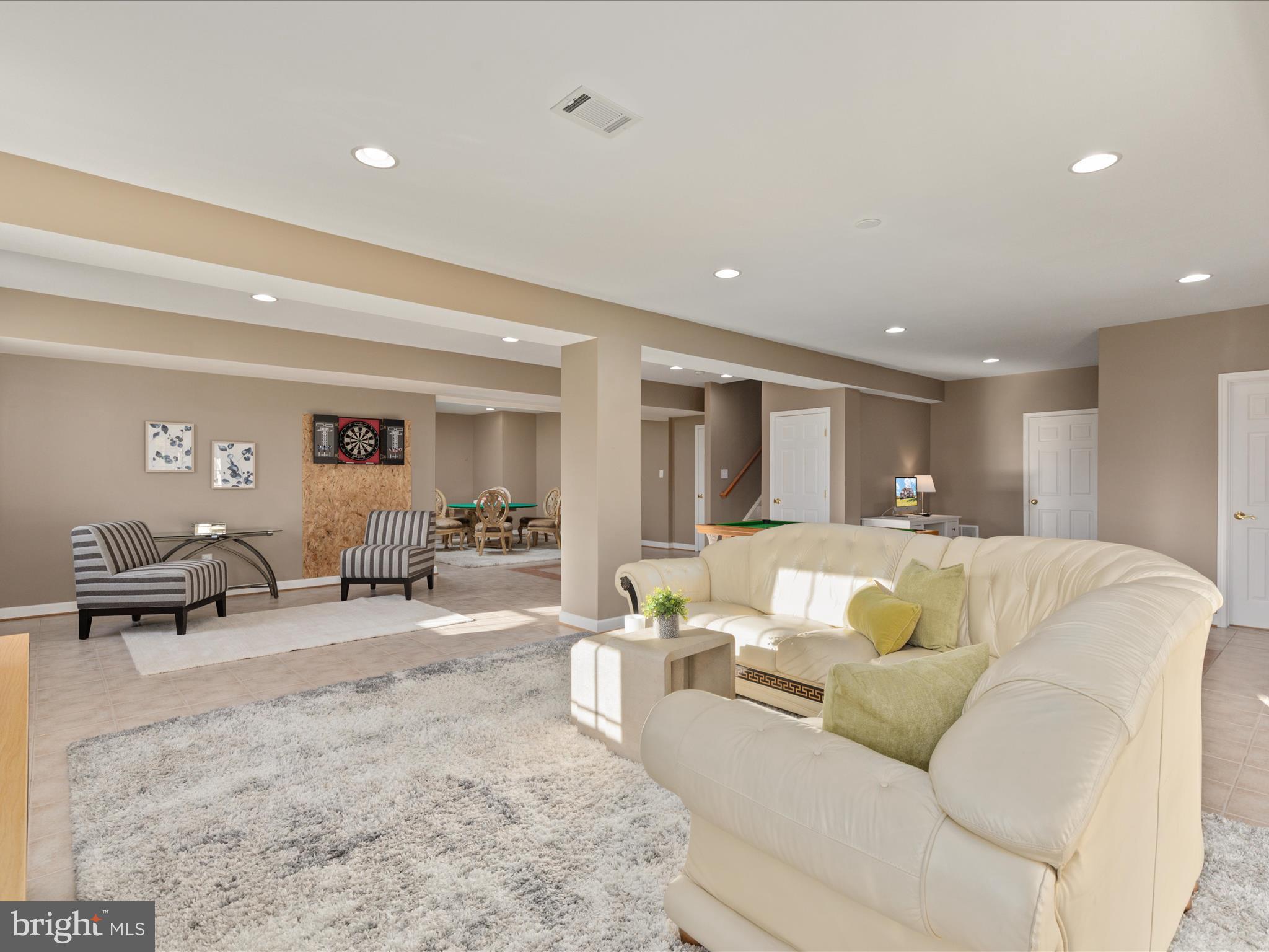 KETTLE RUN ESTATES - Residential