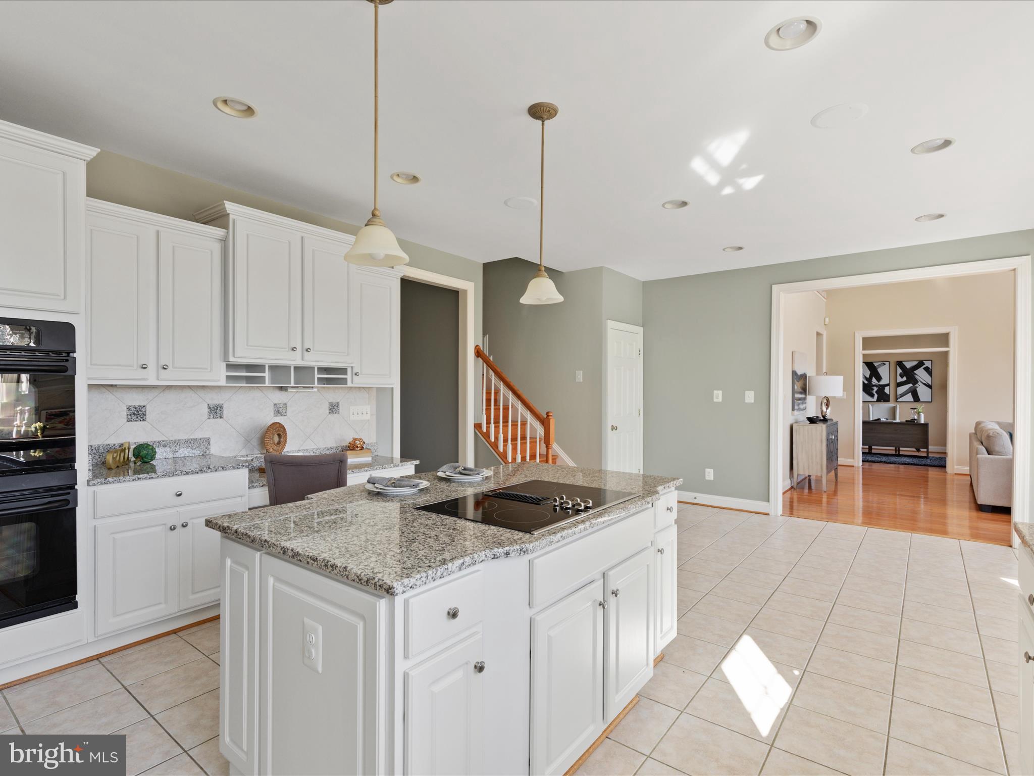 KETTLE RUN ESTATES - Residential