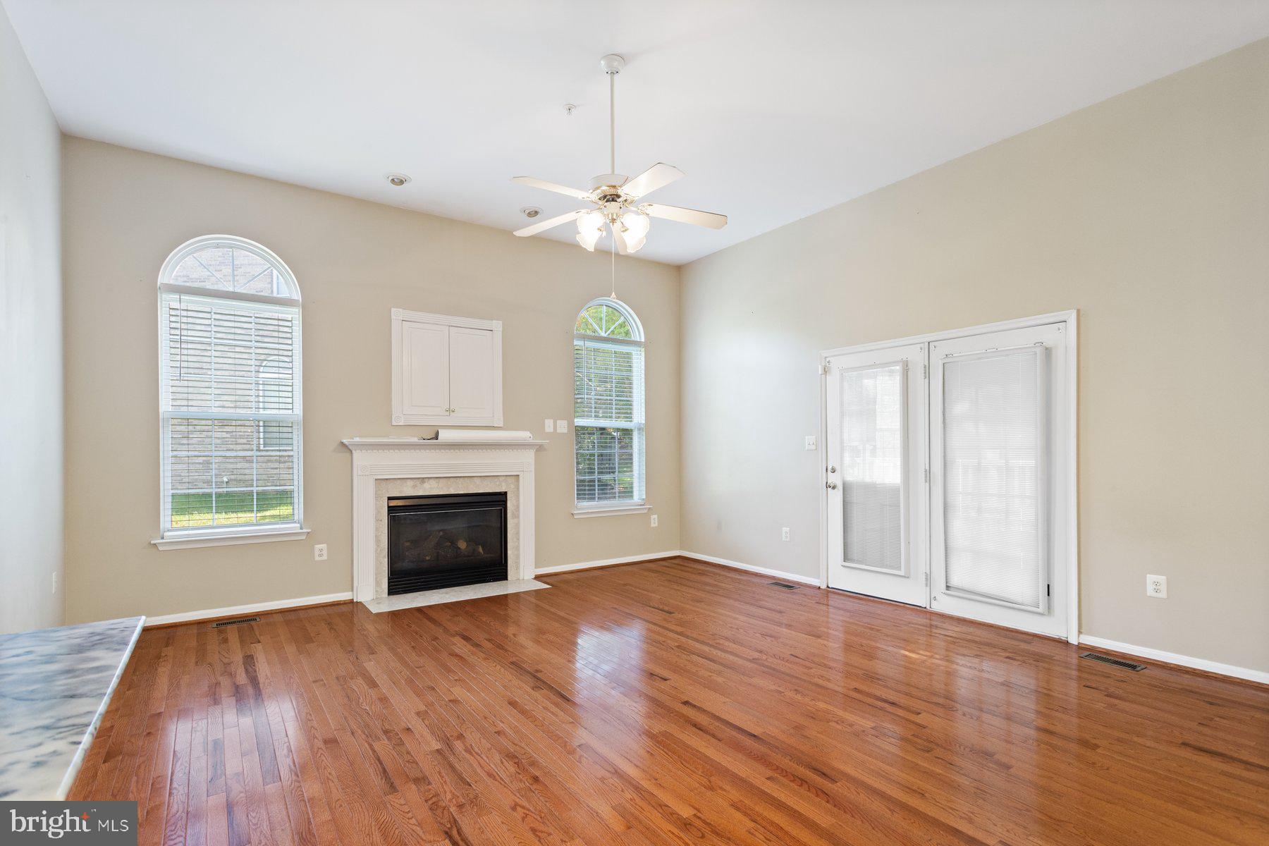 TANTALLON ON THE POTOMAC - Residential