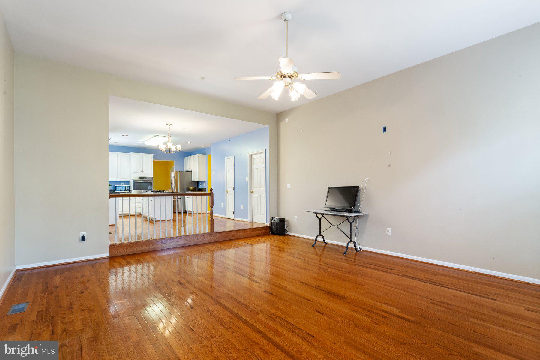 TANTALLON ON THE POTOMAC - Residential