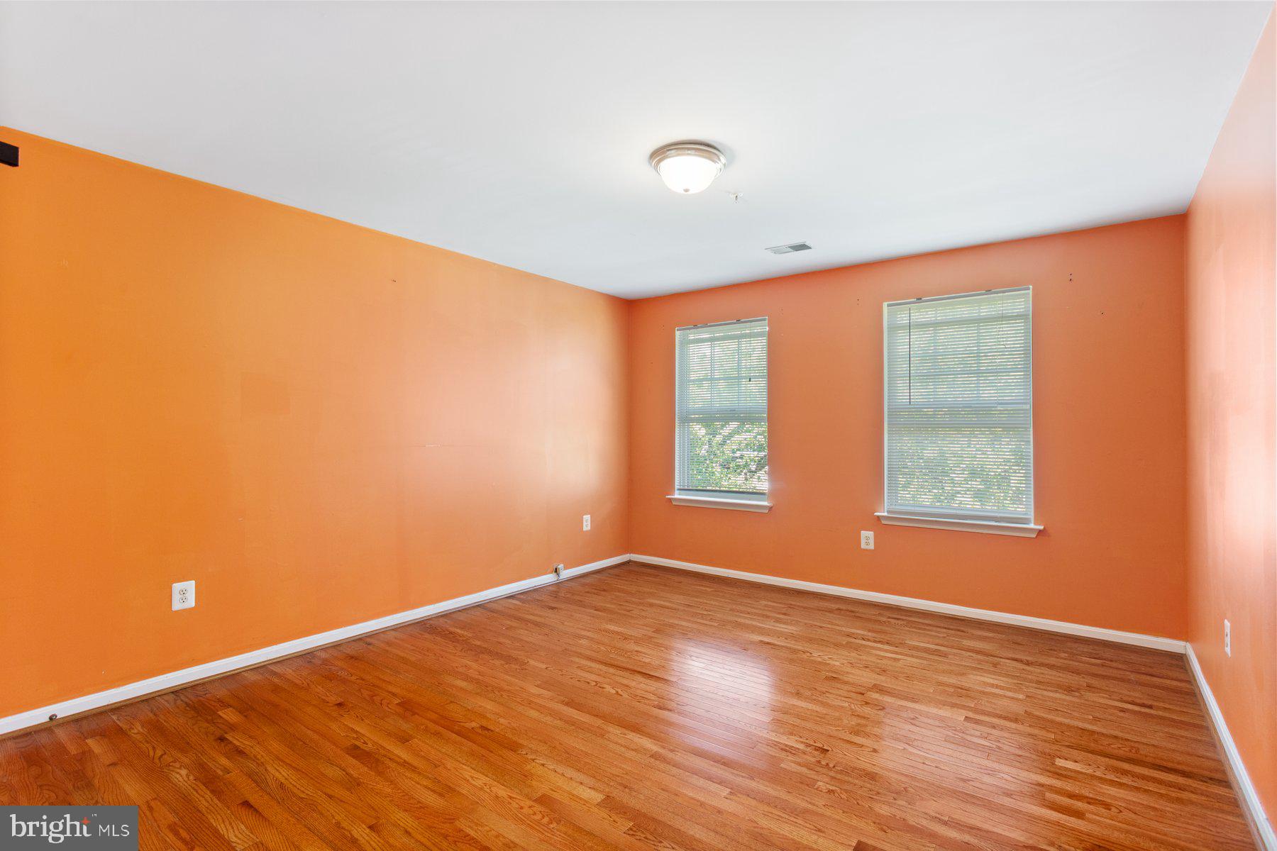 TANTALLON ON THE POTOMAC - Residential