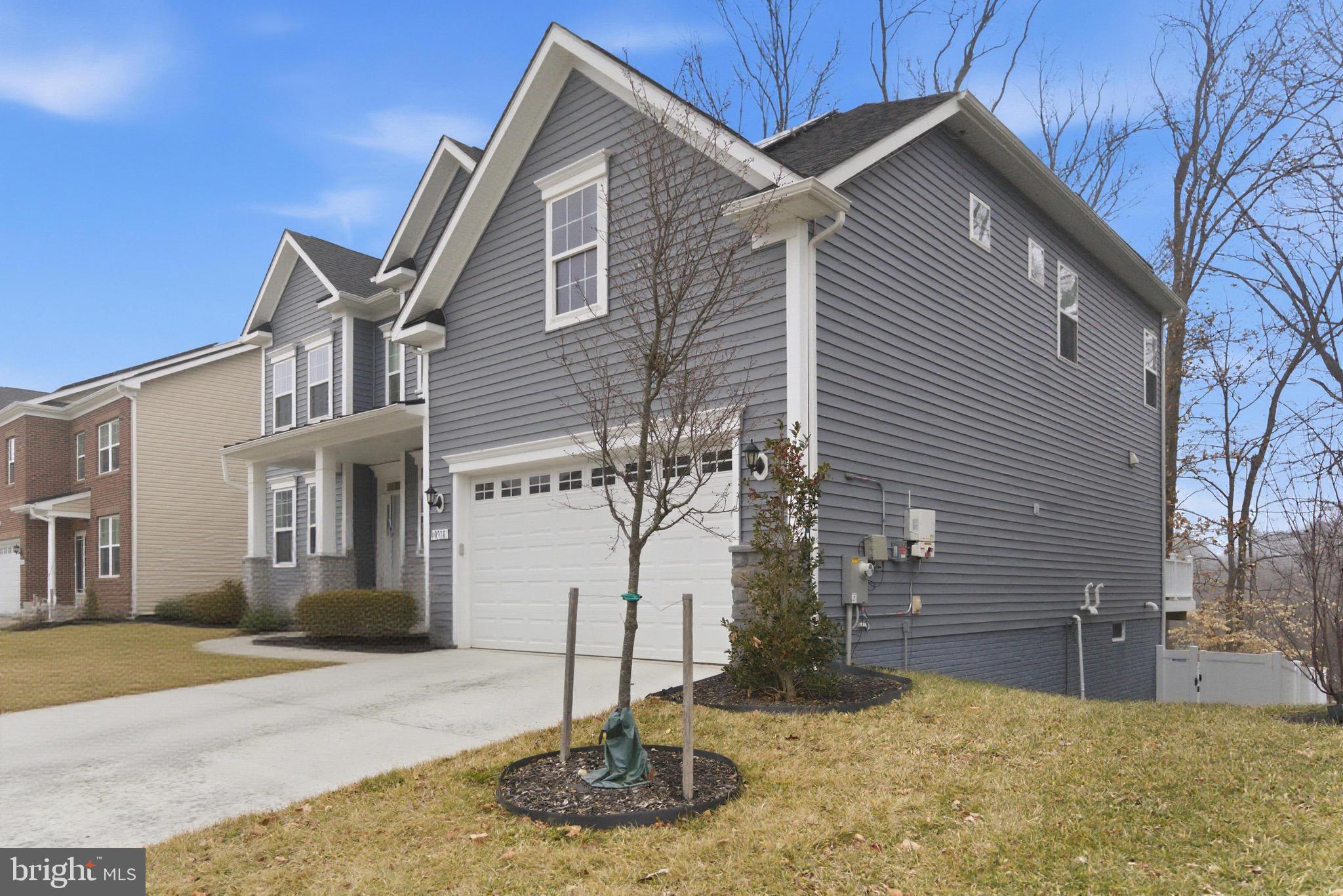 10910 MERIDIAN HILL WAY