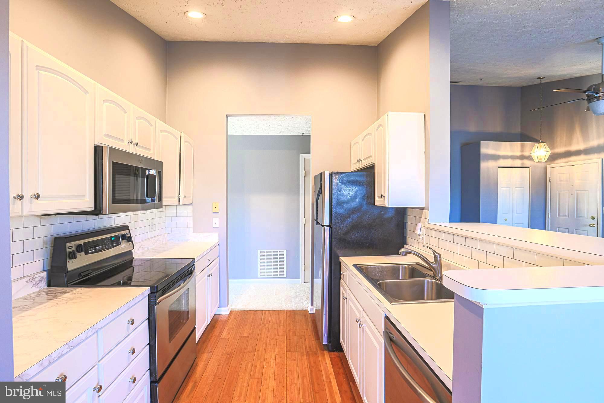 DEVONSHIRE AT WHITEMARSH - Residential