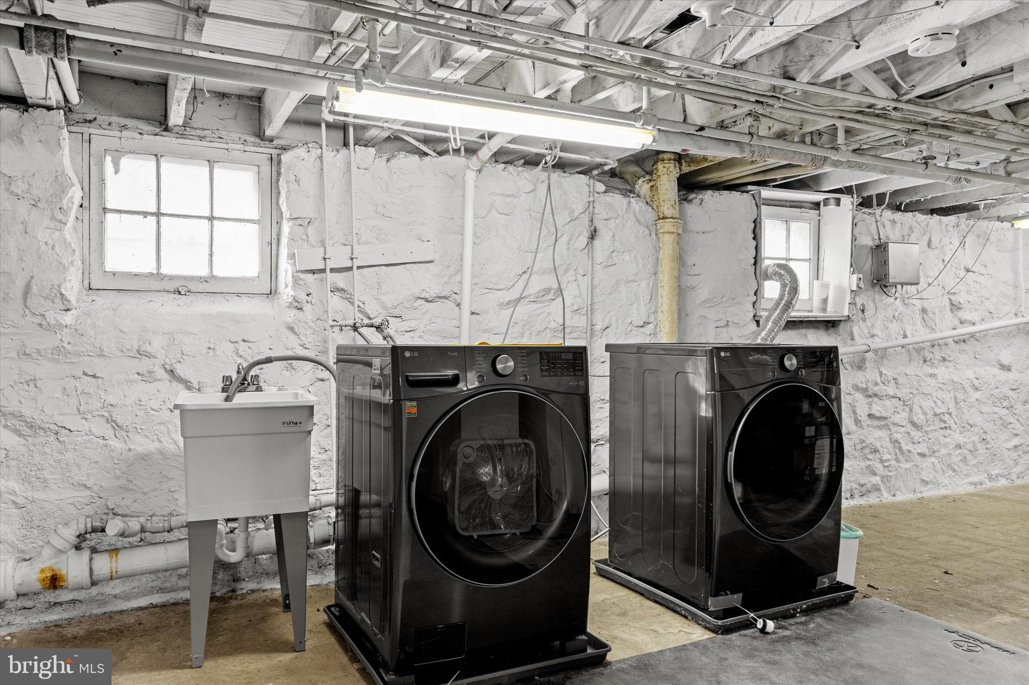 MERRIDALE LITTLE FARMS - Residential