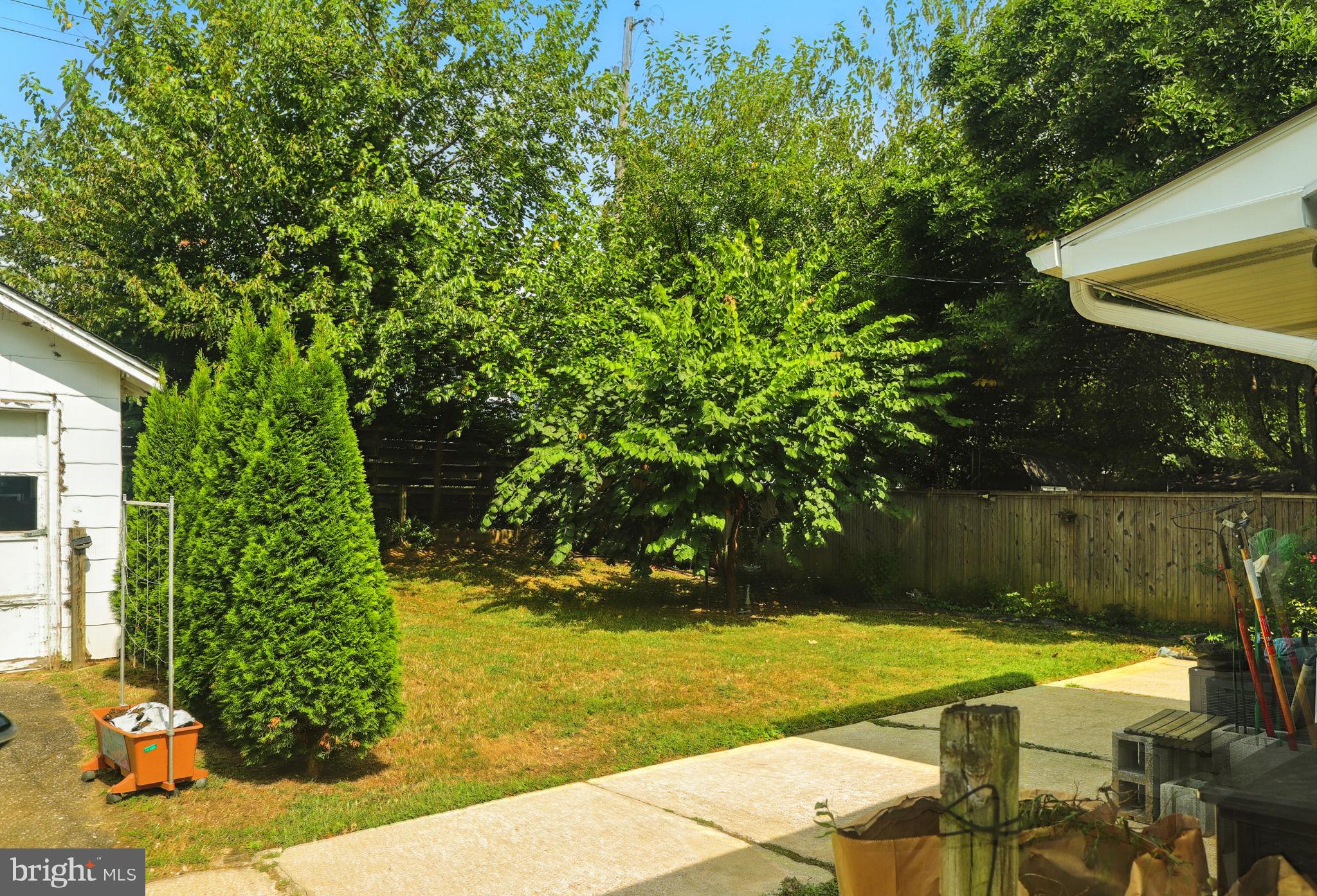 MERRIDALE LITTLE FARMS - Residential