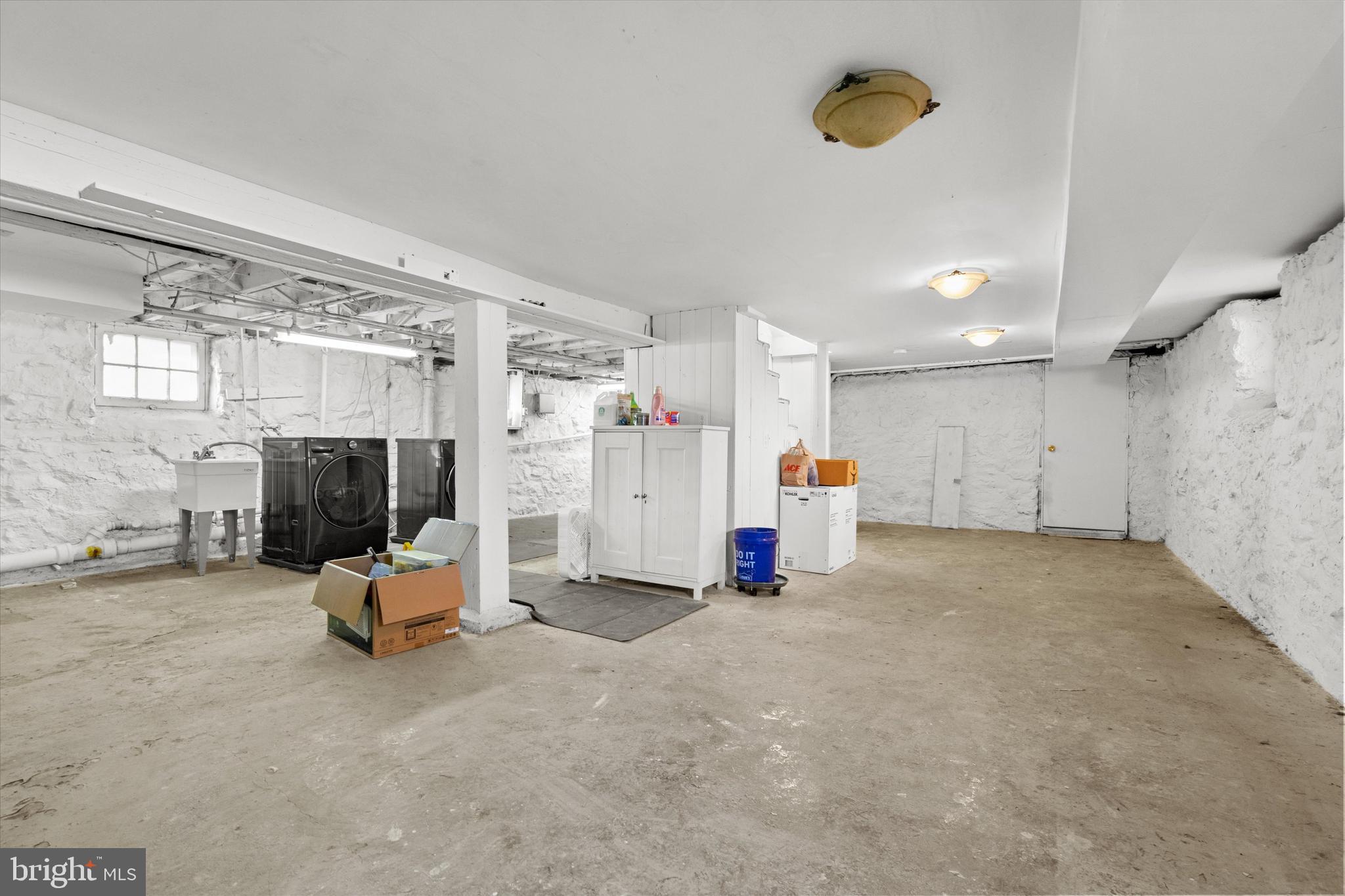 MERRIDALE LITTLE FARMS - Residential