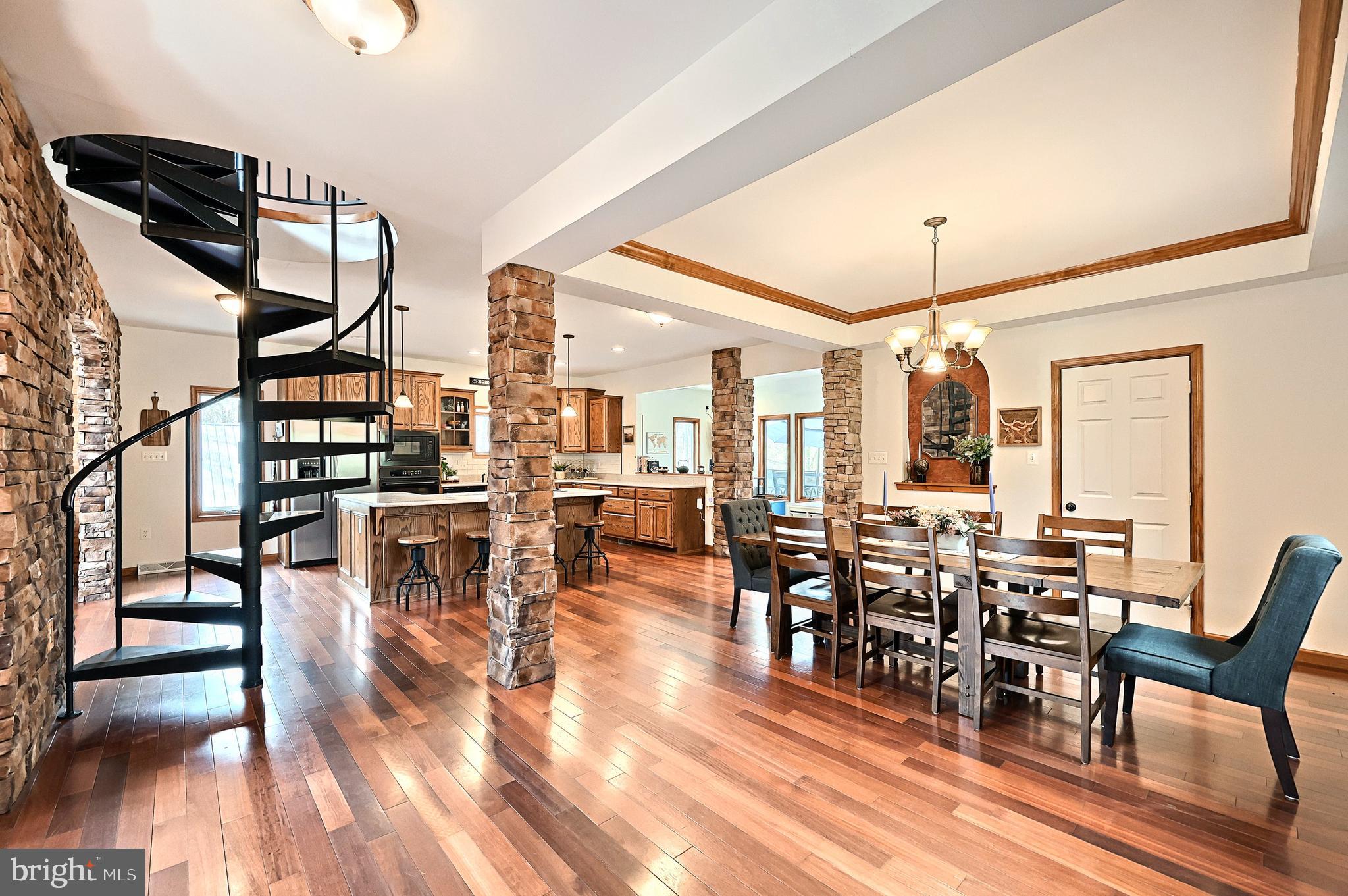 HARMONY GROVE - Residential