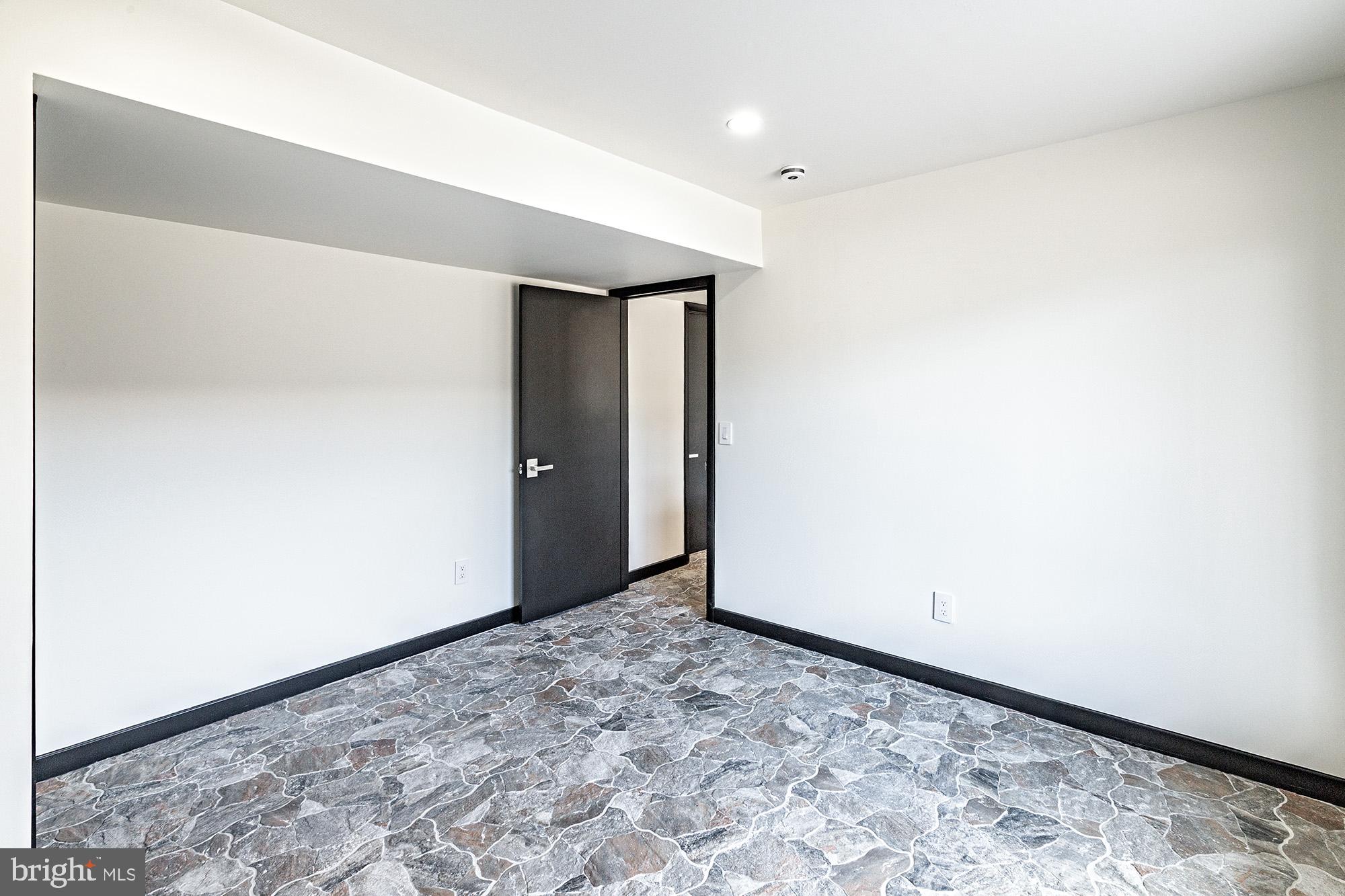 YORKLYN RIDGE - Residential