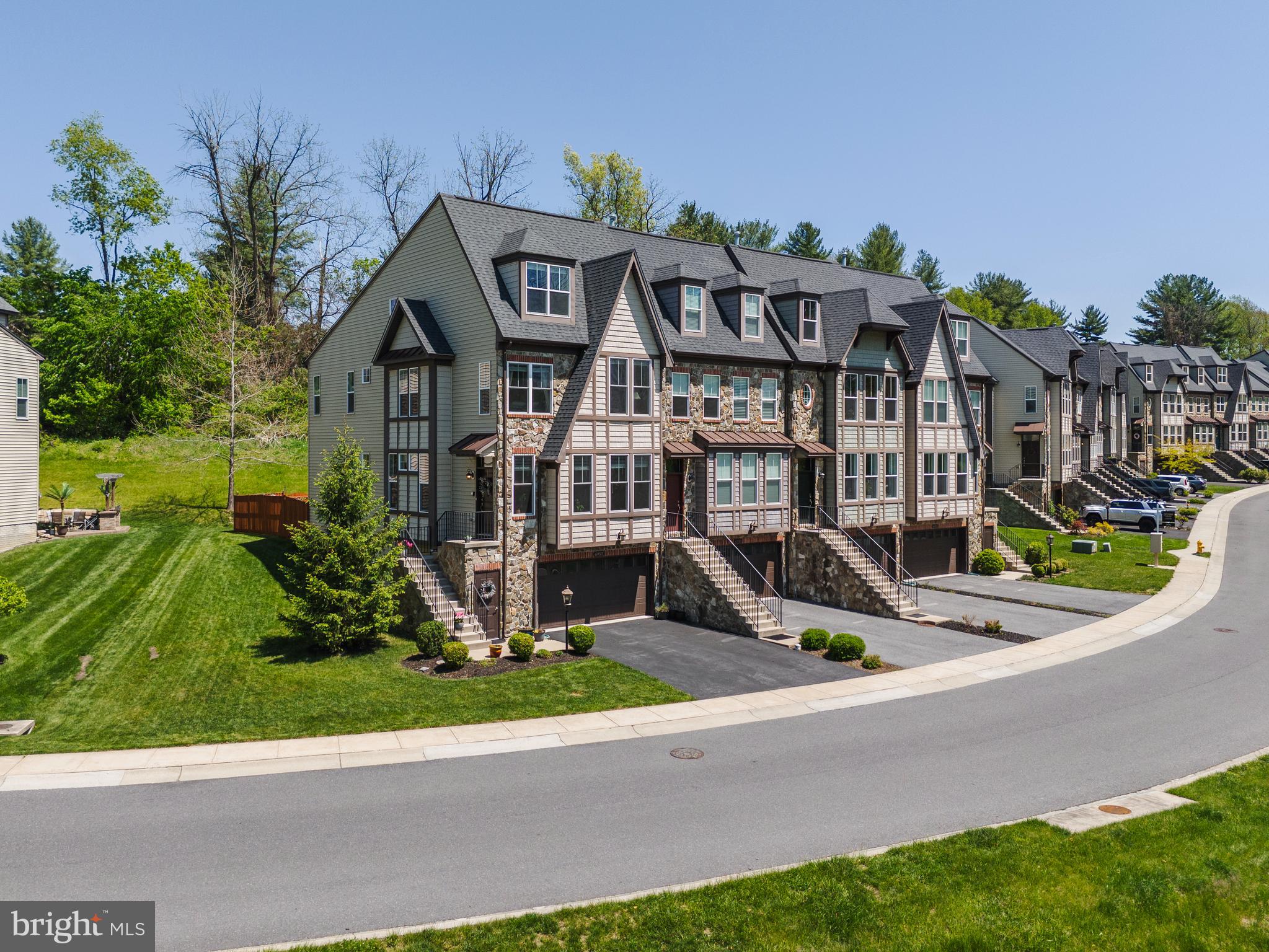 WOODLANDS PRESERVE AT WESTWINDS - Residential