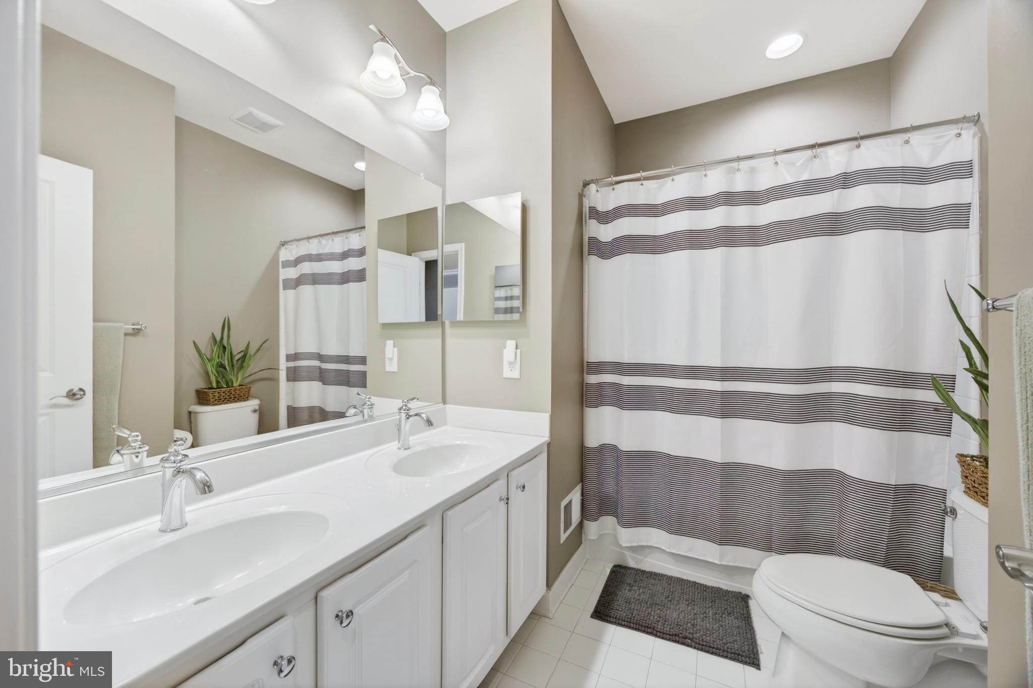 WOODLANDS PRESERVE AT WESTWINDS - Residential