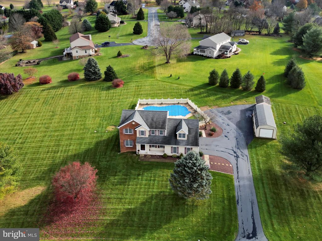 Photo of 5778 Glen Oaks Drive, Narvon, PA 17555 (MLS # PALA2044108)