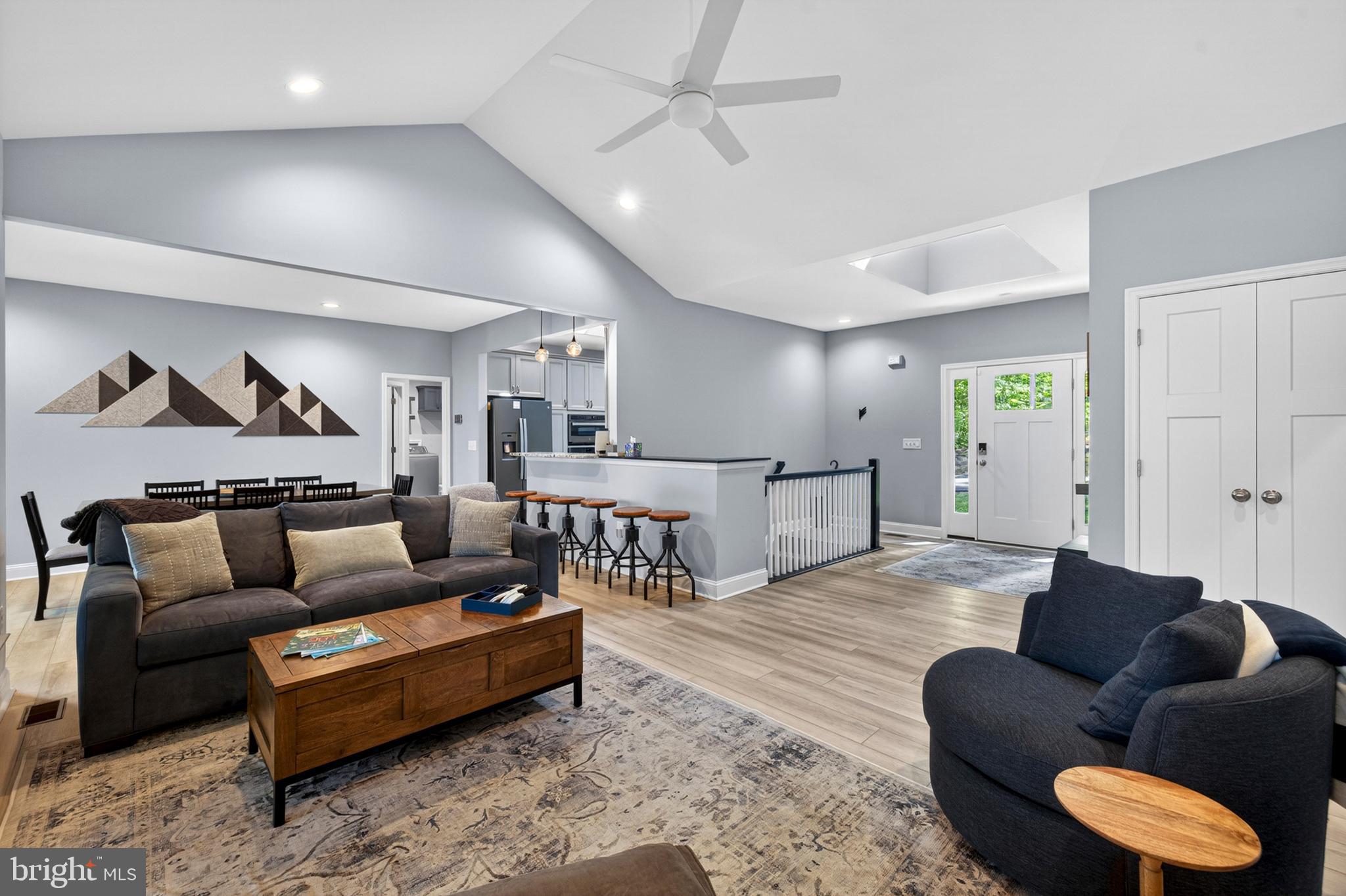 SUNRISE BAY - Residential
