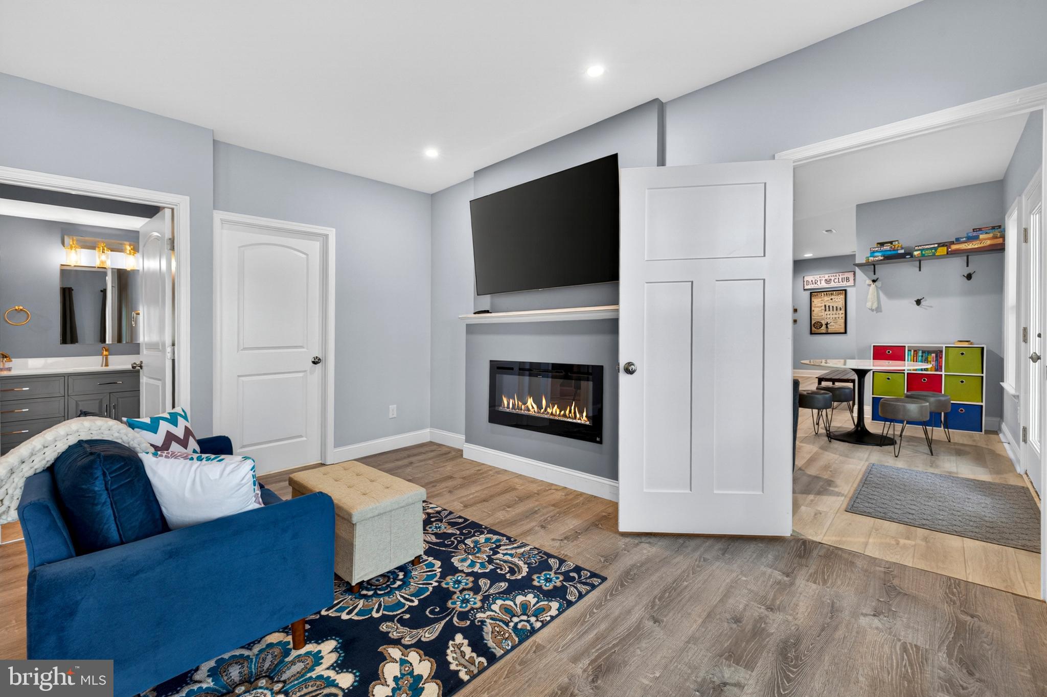 SUNRISE BAY - Residential