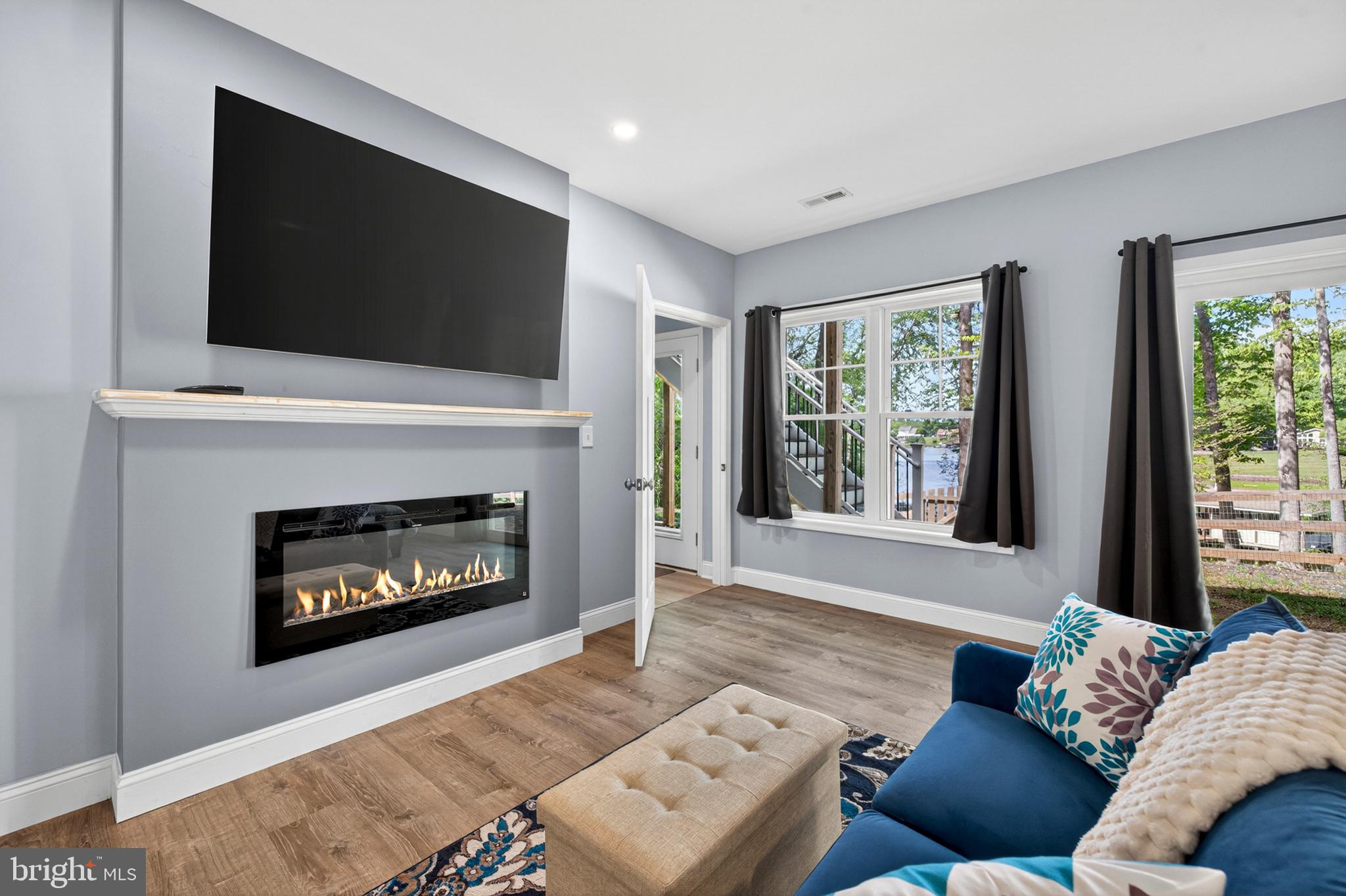 SUNRISE BAY - Residential
