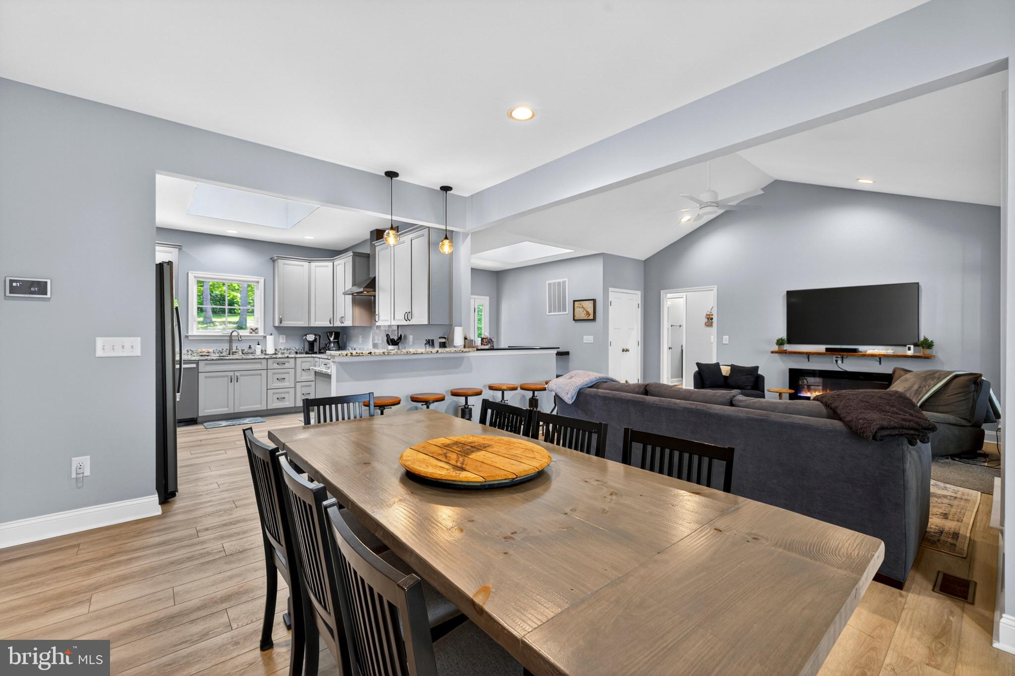 SUNRISE BAY - Residential