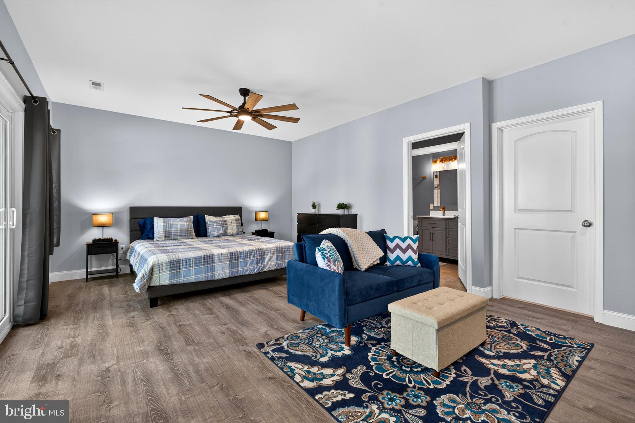 SUNRISE BAY - Residential