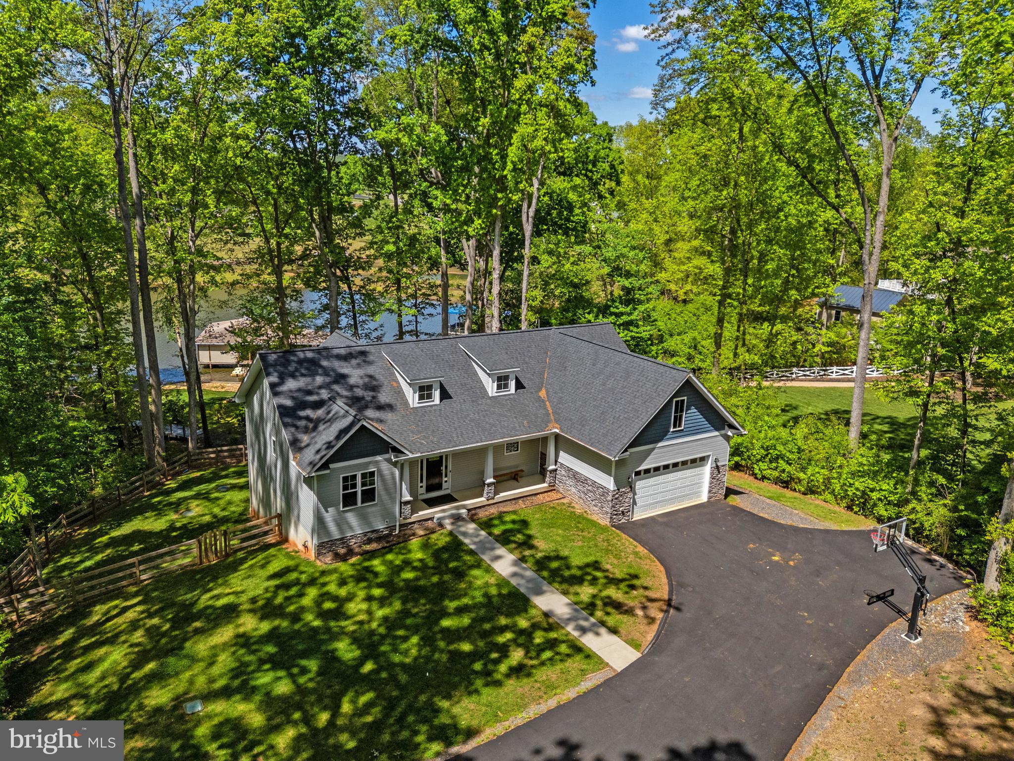 SUNRISE BAY - Residential