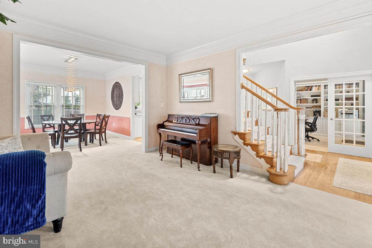 6430 BELLEVUE PLACE