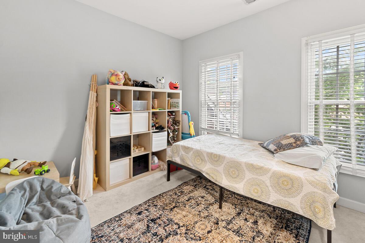 SPRING RIDGE - Residential Lease