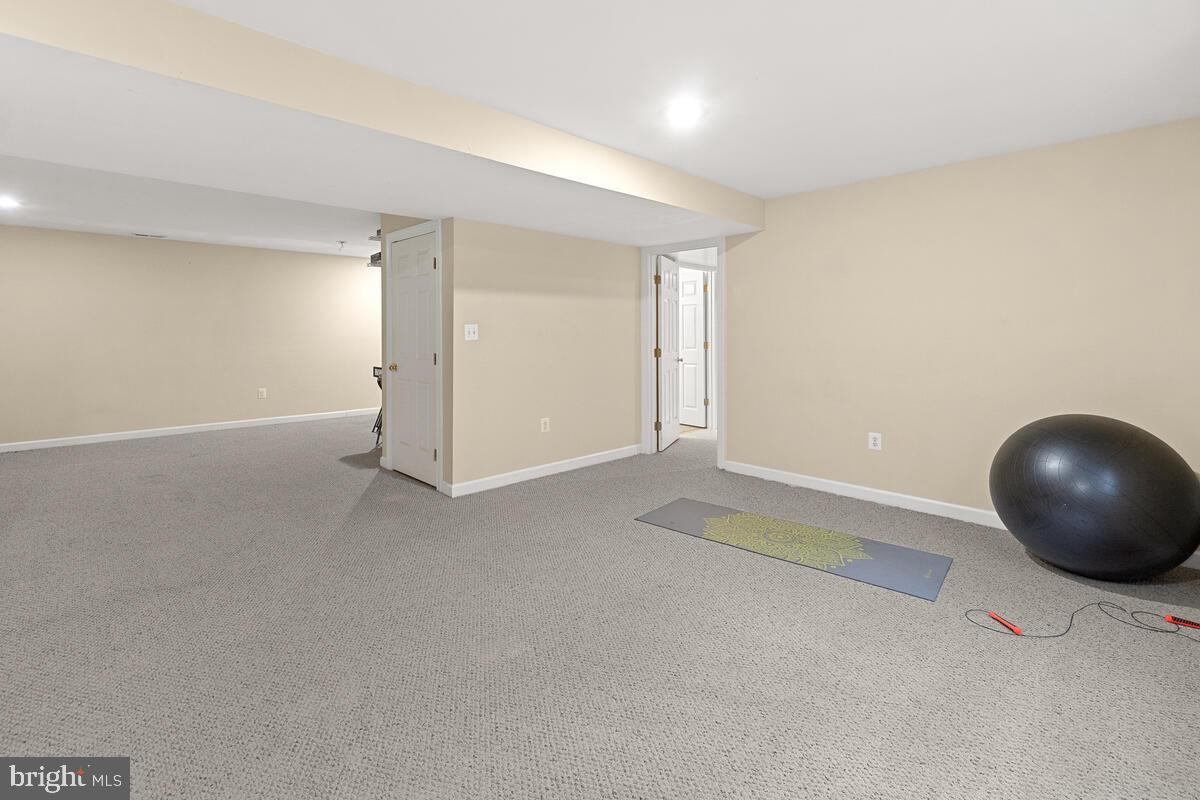 SPRING RIDGE - Residential Lease