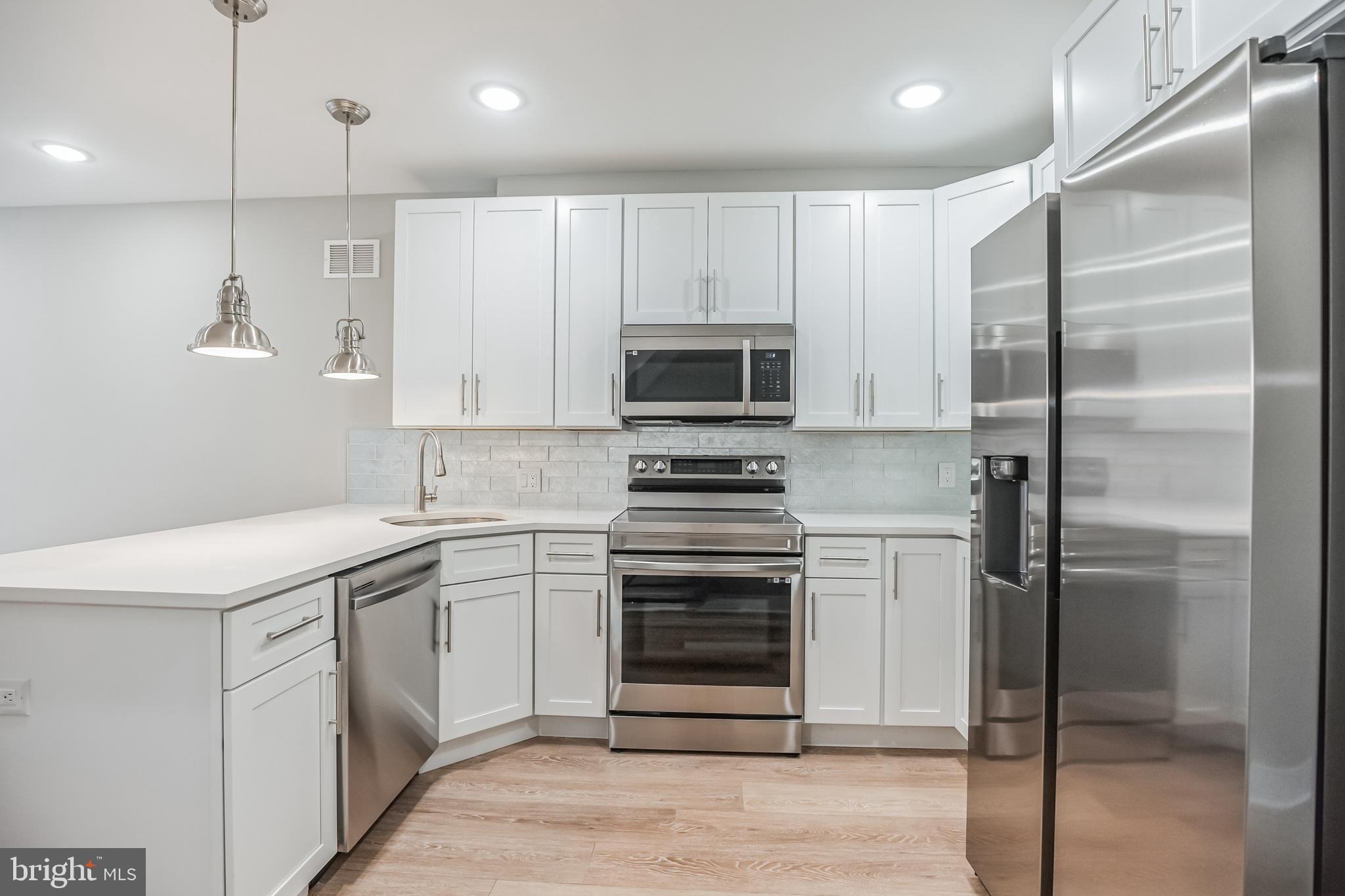 EAST KENSINGTON - Residential Lease