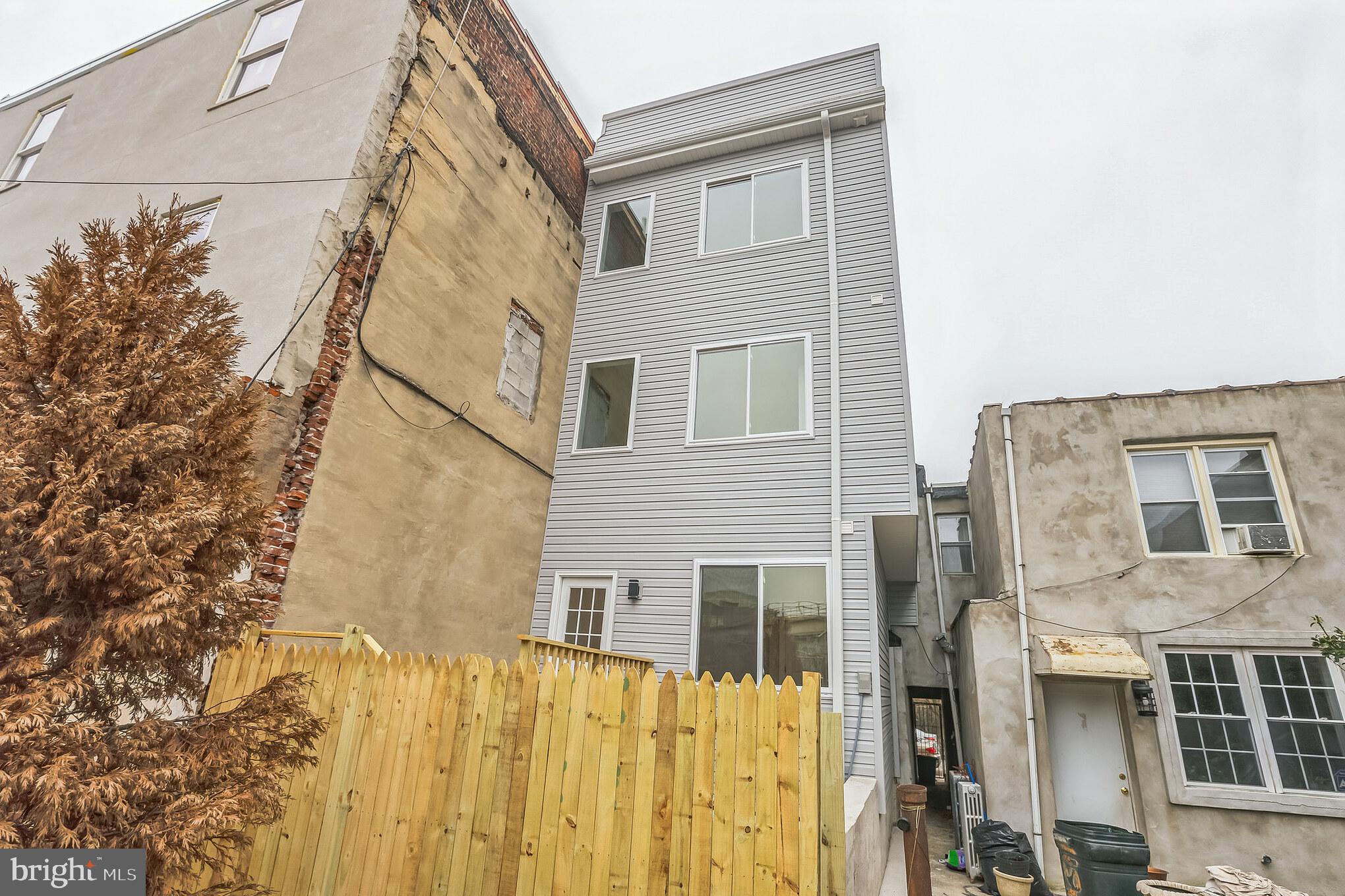 EAST KENSINGTON - Residential Lease