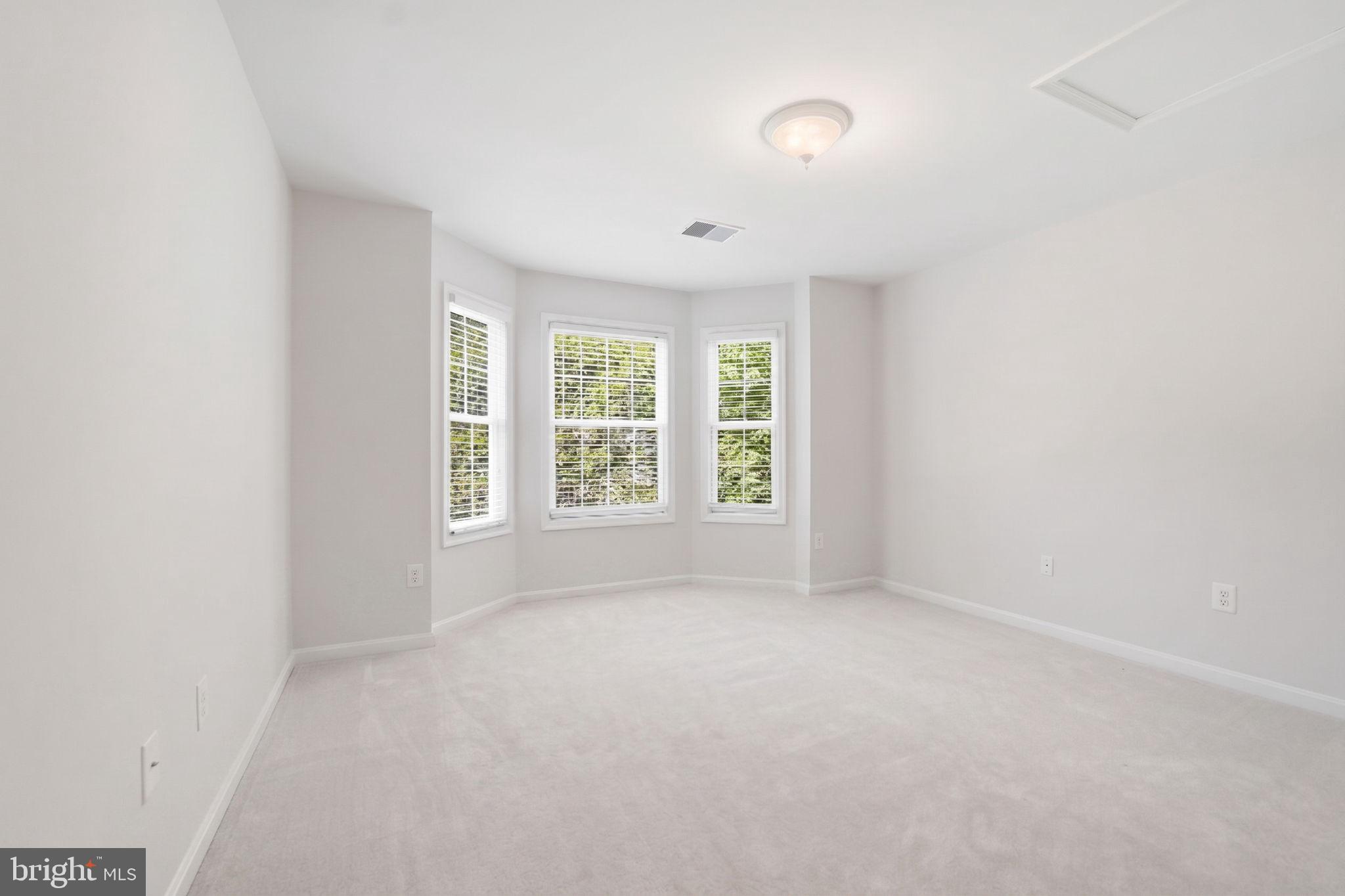 HIGHGROVE ESTATES - Residential