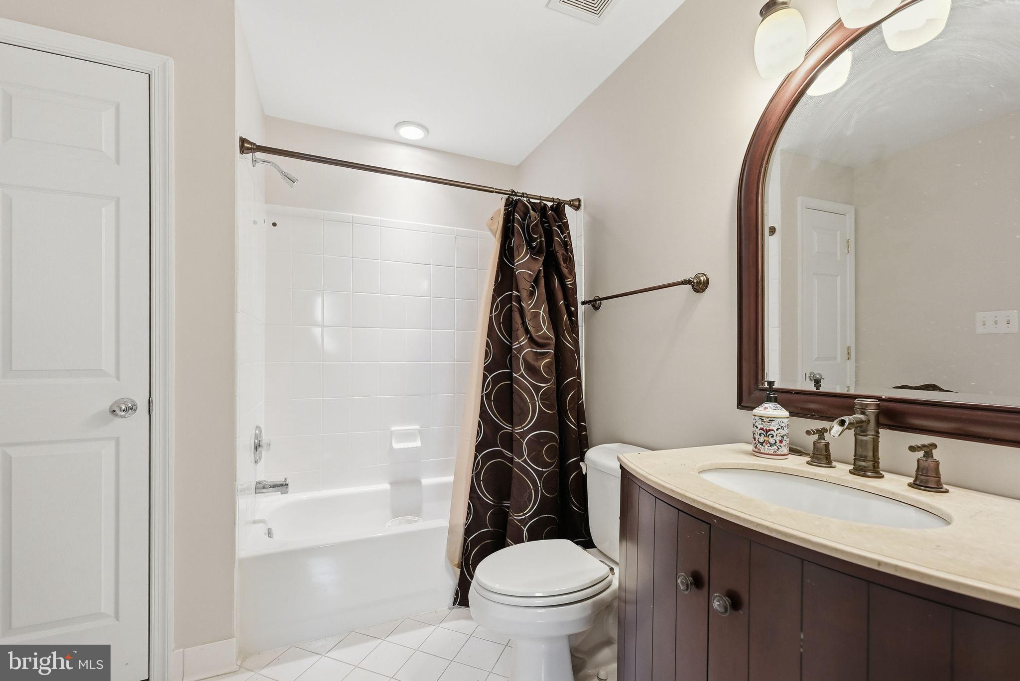 HIGHGROVE ESTATES - Residential