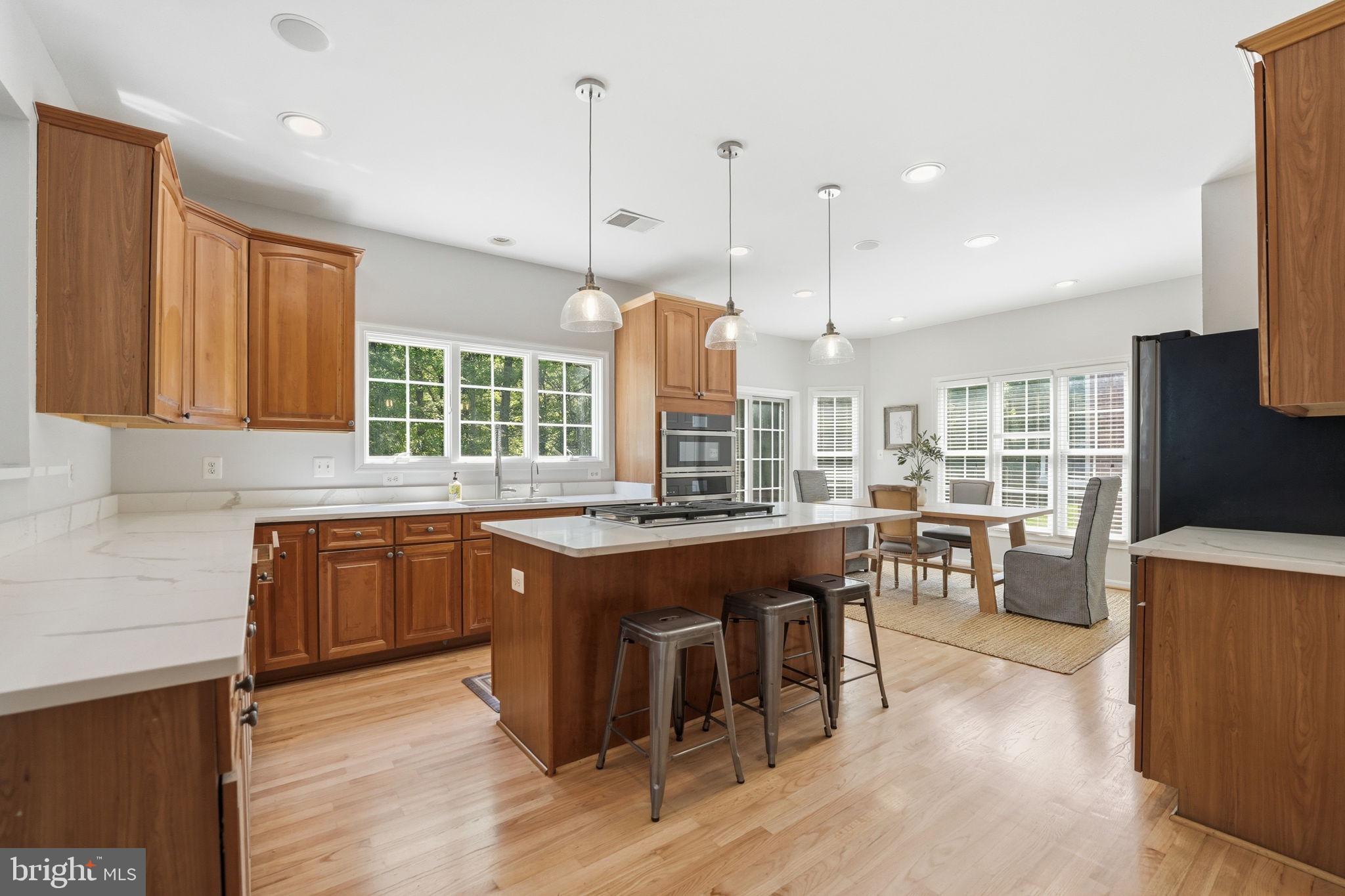 HIGHGROVE ESTATES - Residential