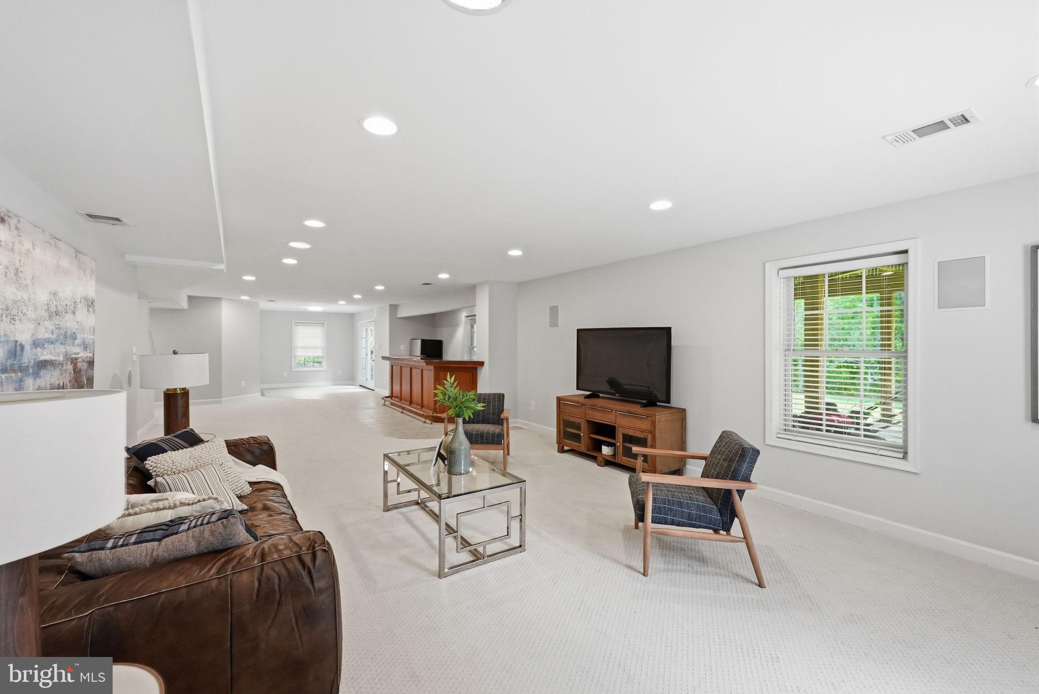 HIGHGROVE ESTATES - Residential