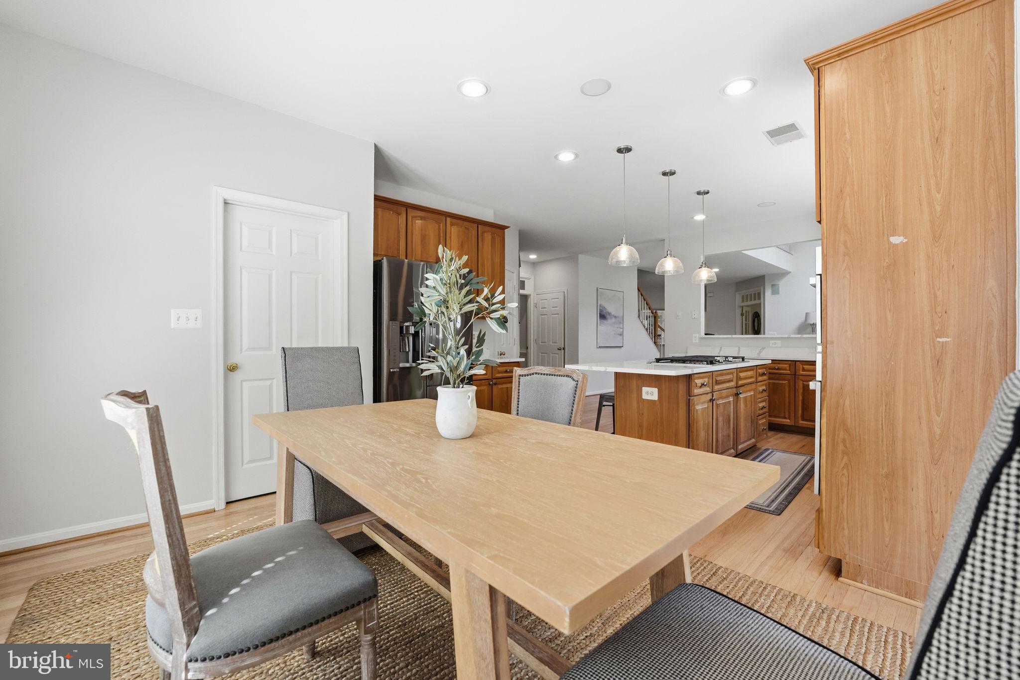 HIGHGROVE ESTATES - Residential