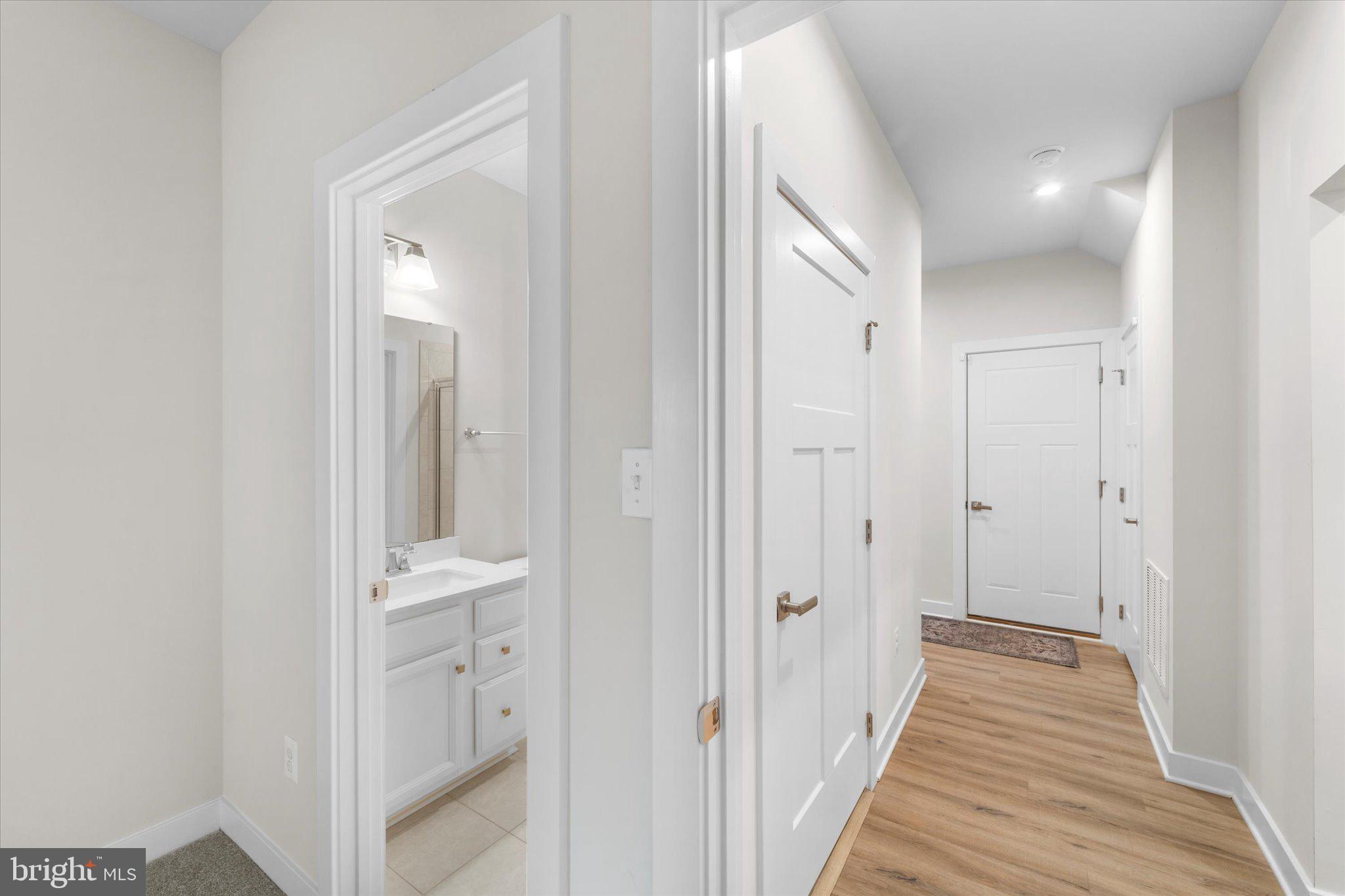 SNOWDEN BRIDGE - Residential