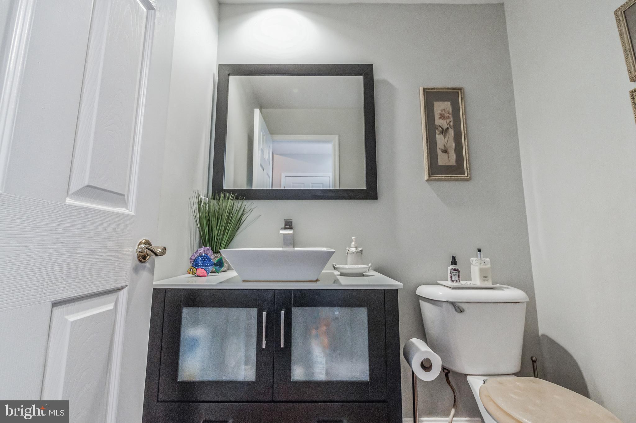 QUINCE ORCHARD KNOLLS - Residential