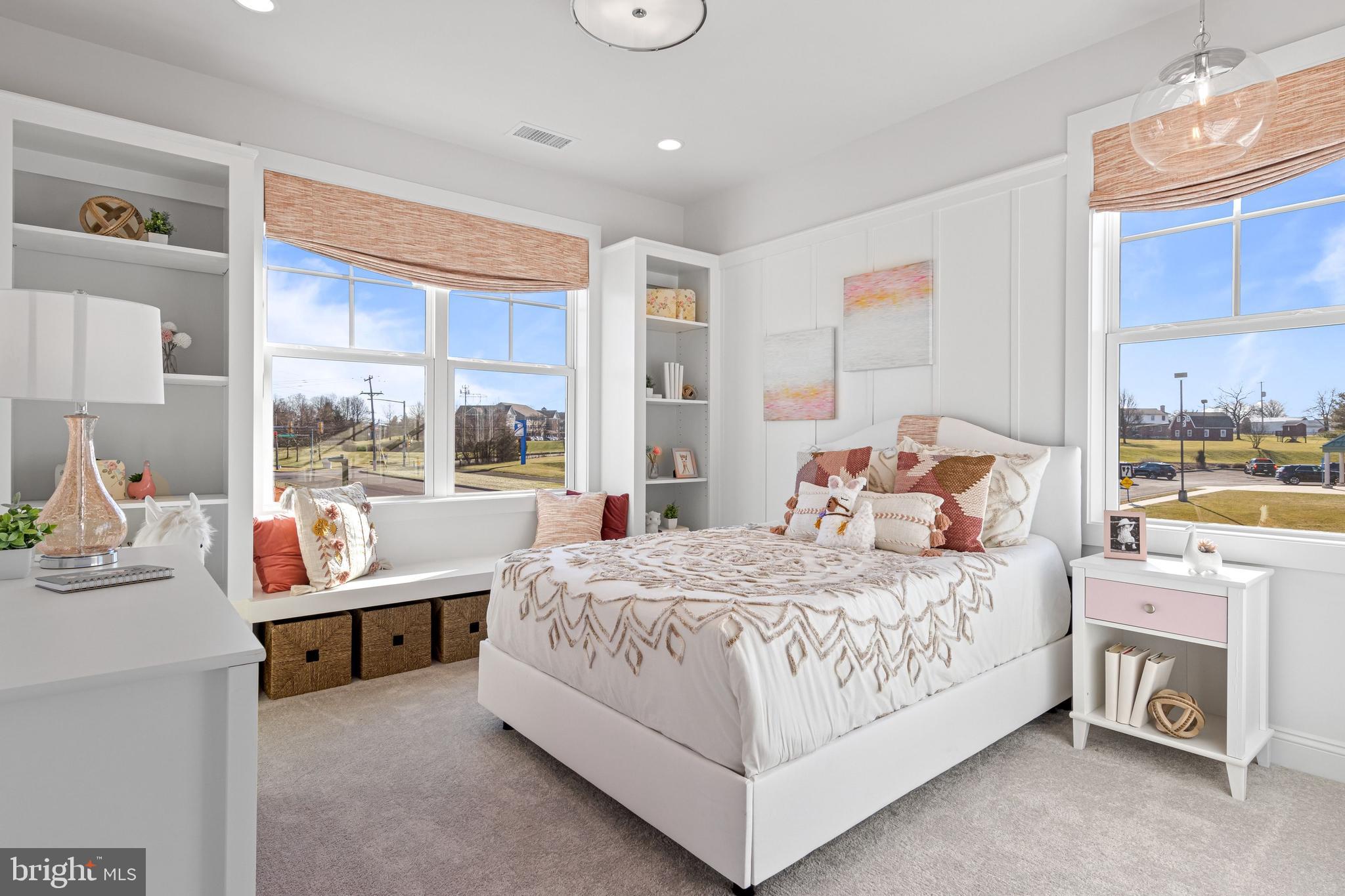 HIGHPOINTE AT SALFORD - Residential