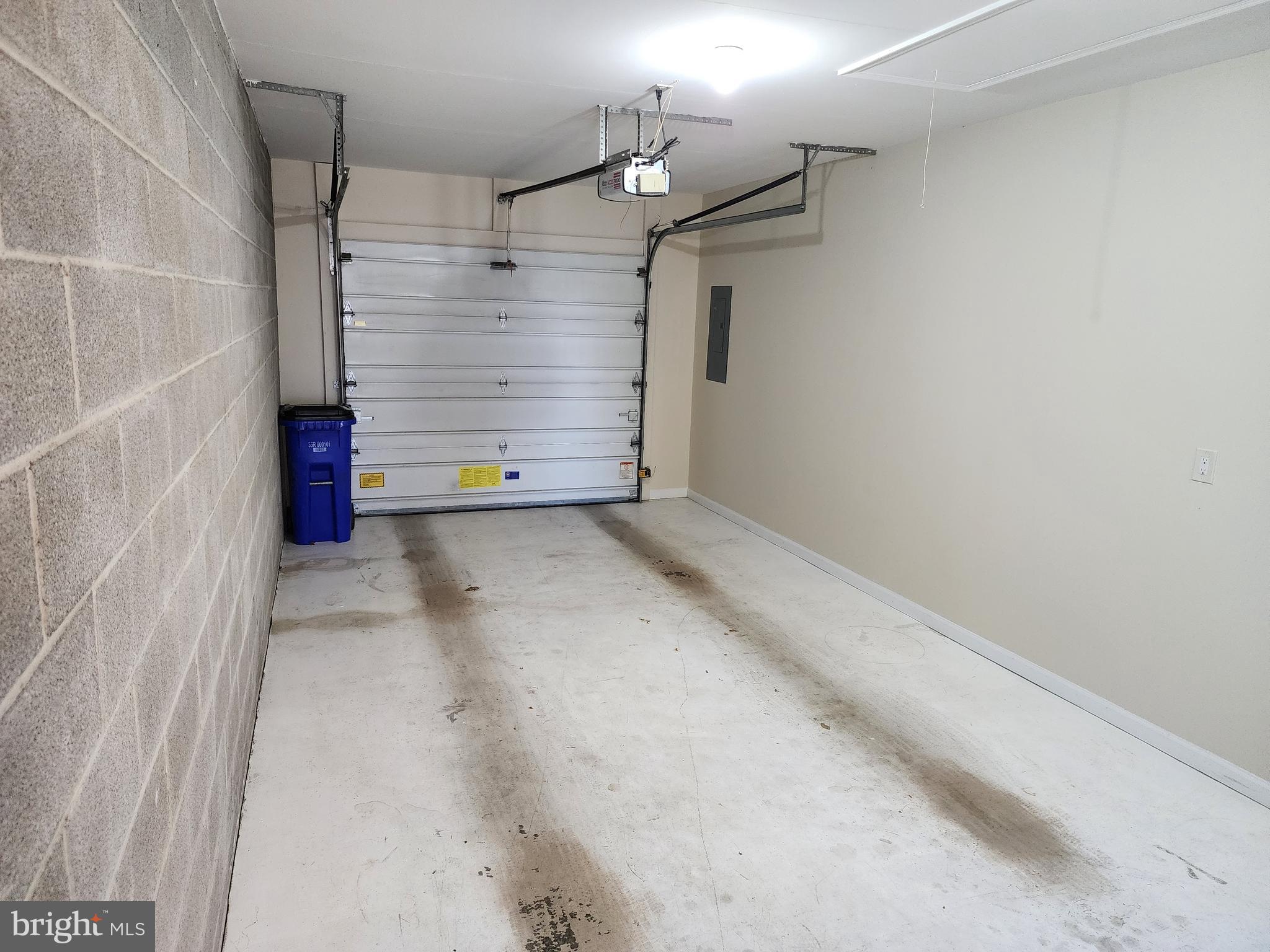 NORTH END - Residential