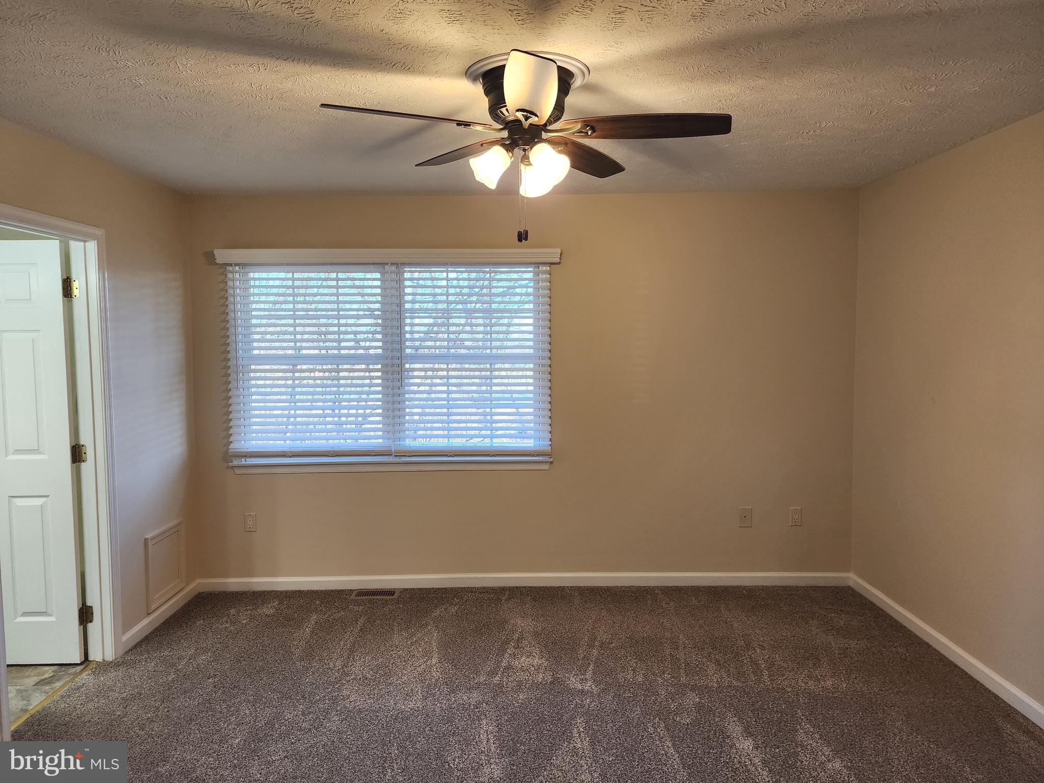 NORTH END - Residential