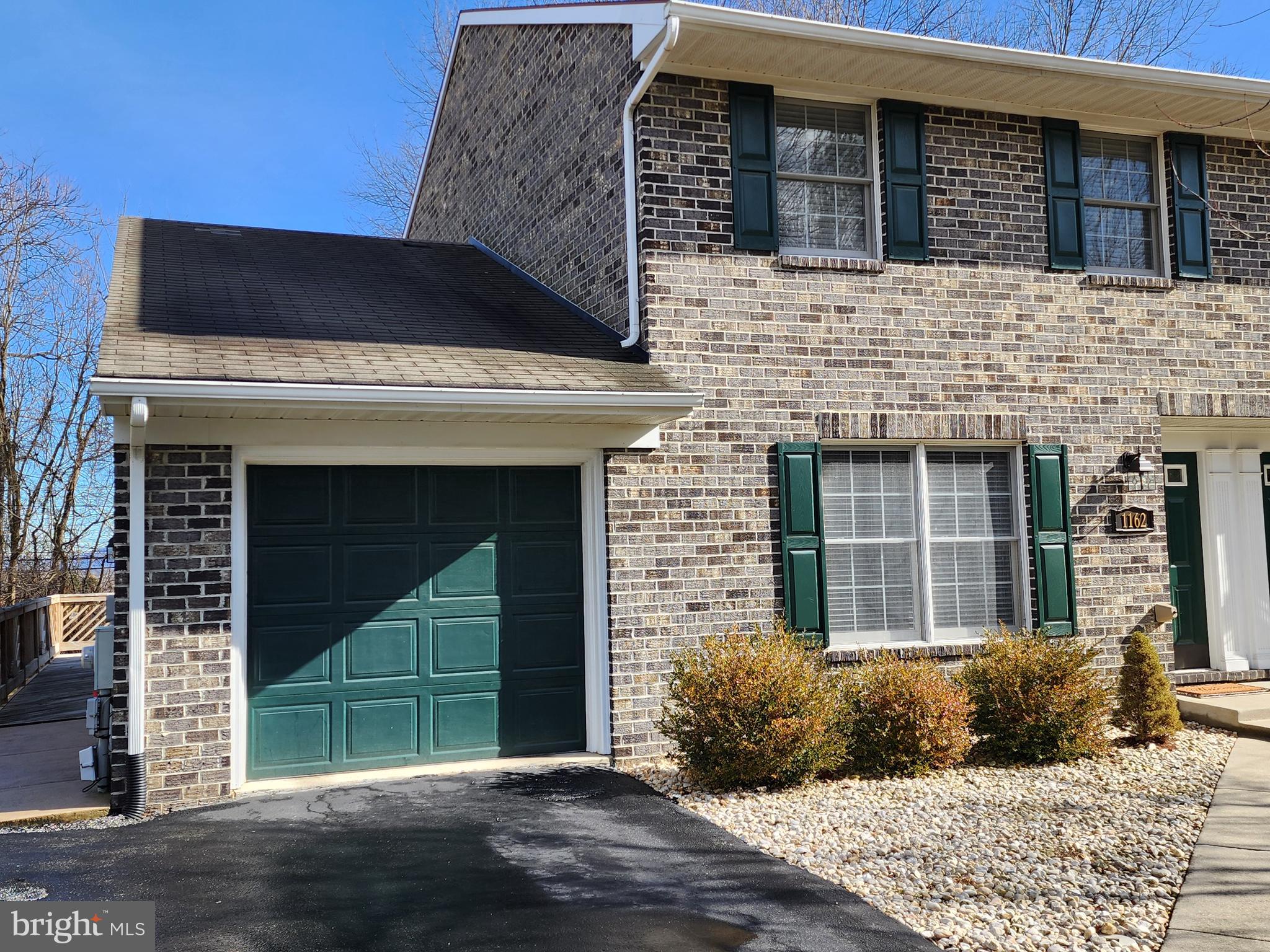 NORTH END - Residential