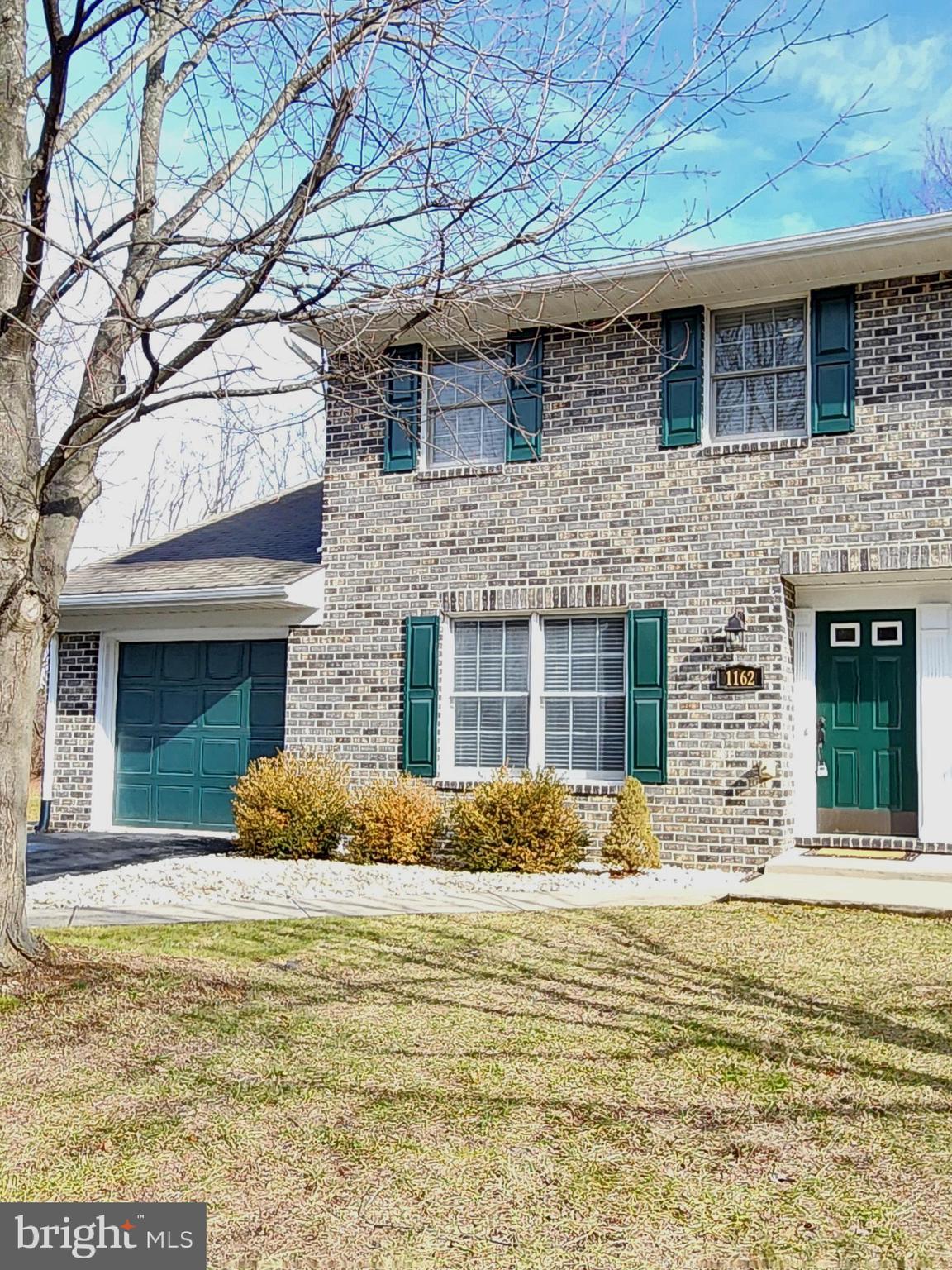 NORTH END - Residential