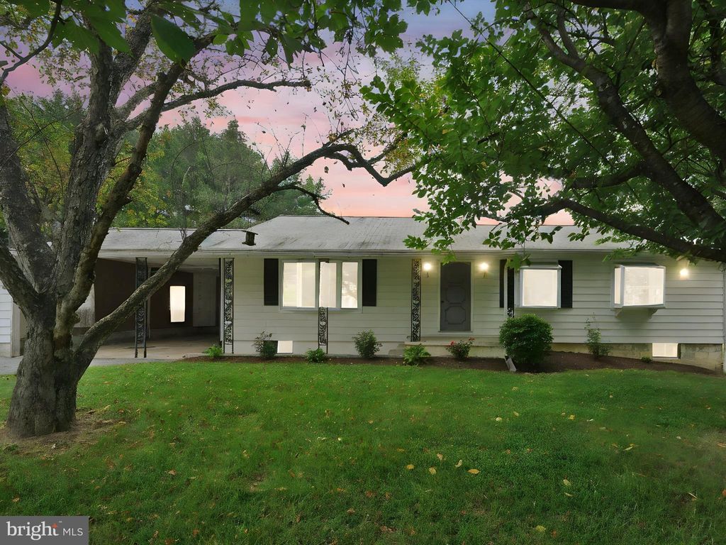 Photo of 15 New Bunker Hill Road, LEBANON, PA 17046 (MLS # PALN2022174)