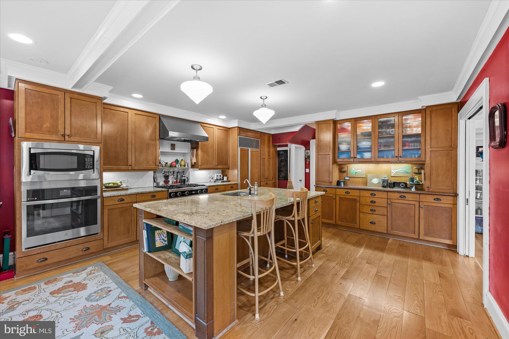 CHEVY CHASE - Residential