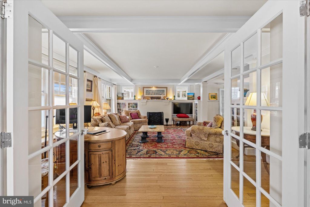 Photo of 4004 Virgilia Street, CHEVY CHASE, MD 20815 (MLS # MDMC2212398)