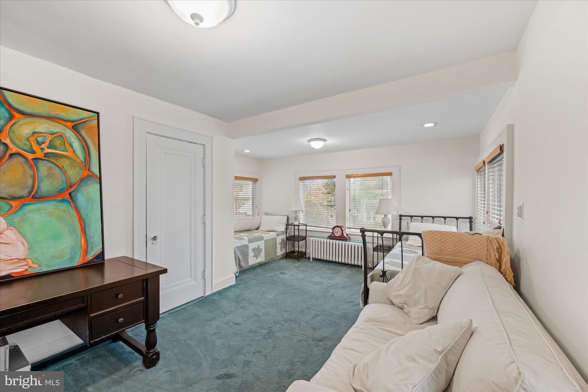 CHEVY CHASE - Residential